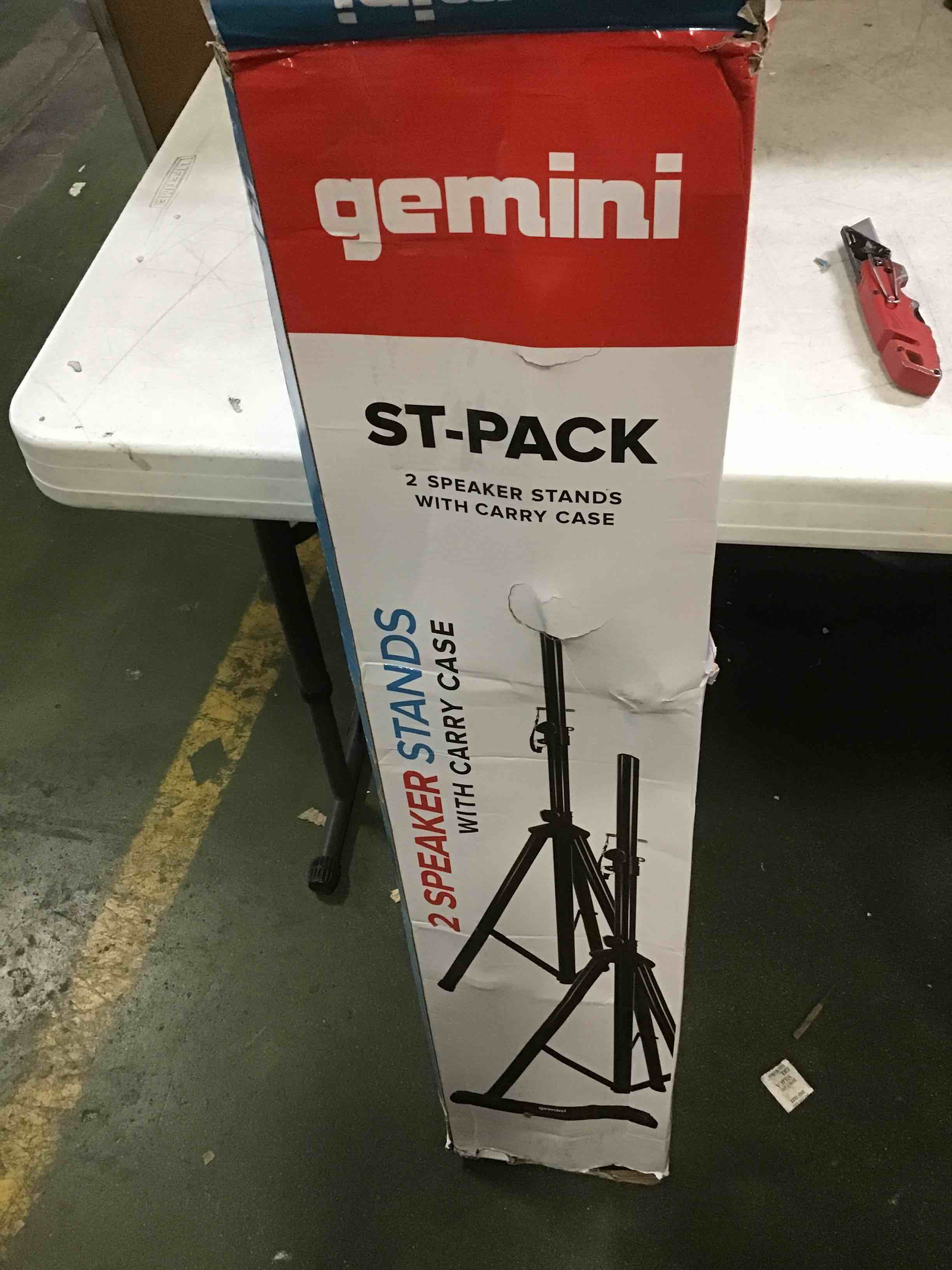 https://s3.amazonaws.com/lotting-images-prod/bidfta/ORG5636357_1696261749921.jpeg