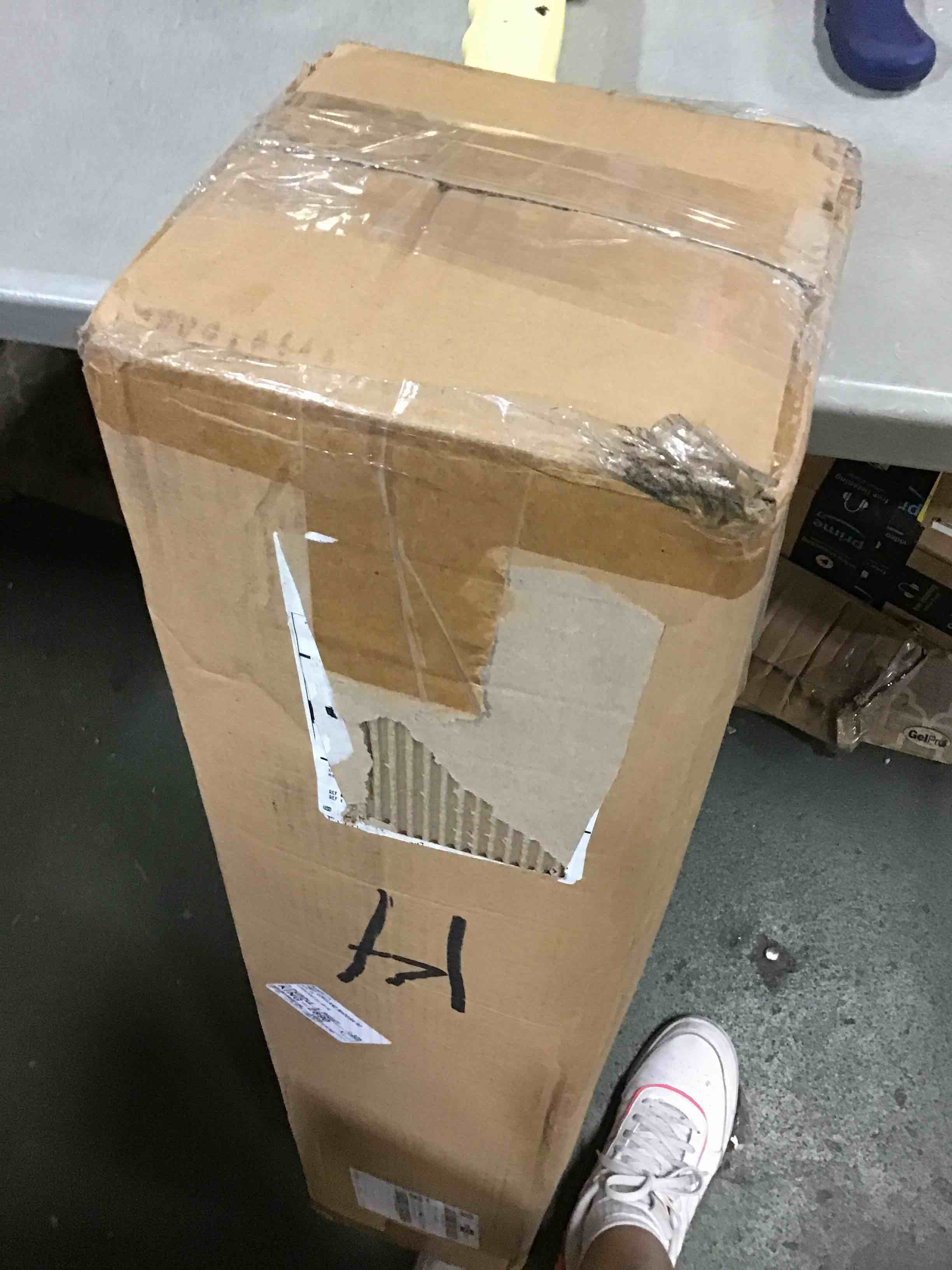 https://s3.amazonaws.com/lotting-images-prod/bidfta/ORG5638655_1696605956694.jpeg