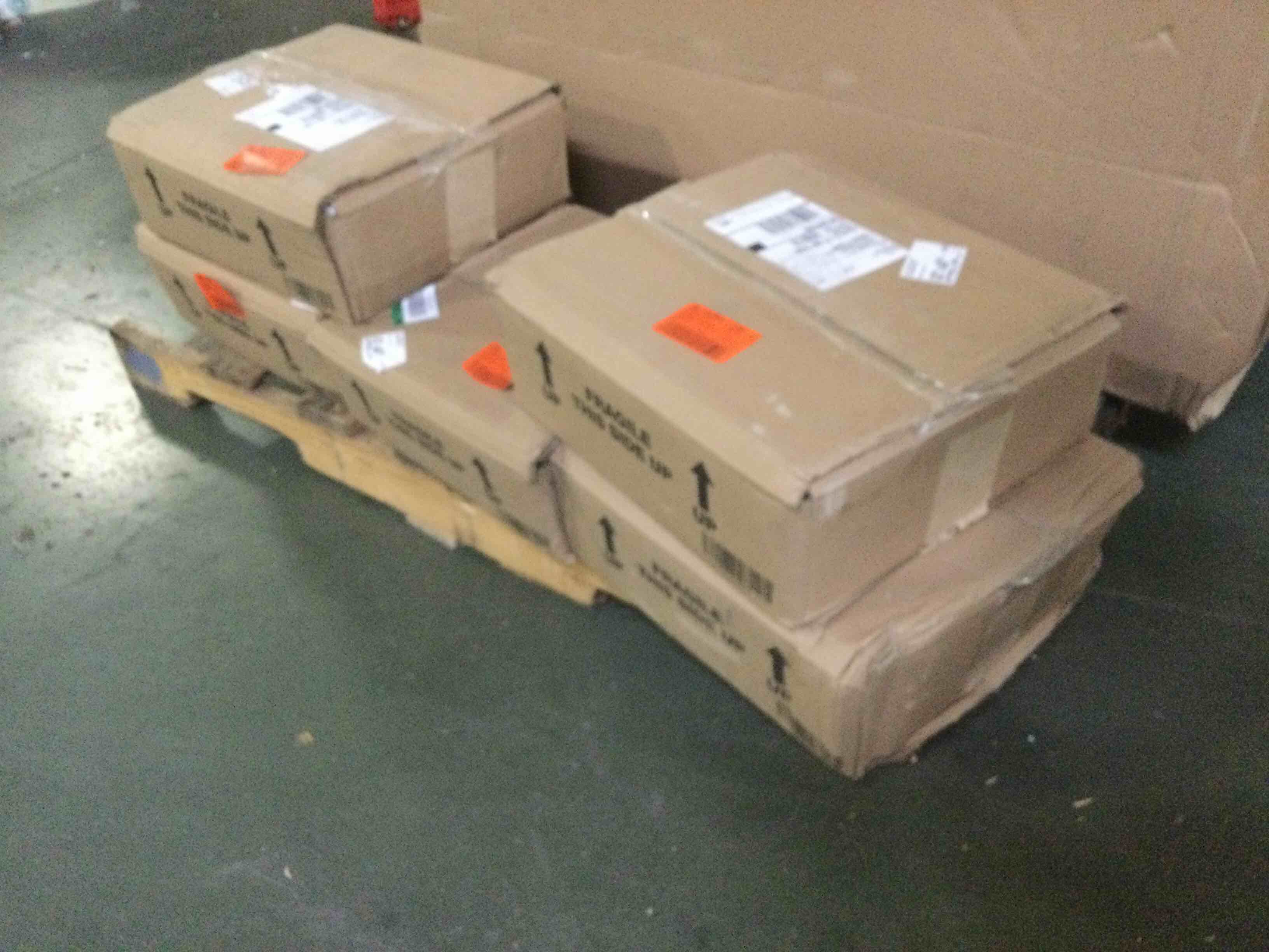 https://s3.amazonaws.com/lotting-images-prod/bidfta/ORG5641464_1696002732892.jpeg