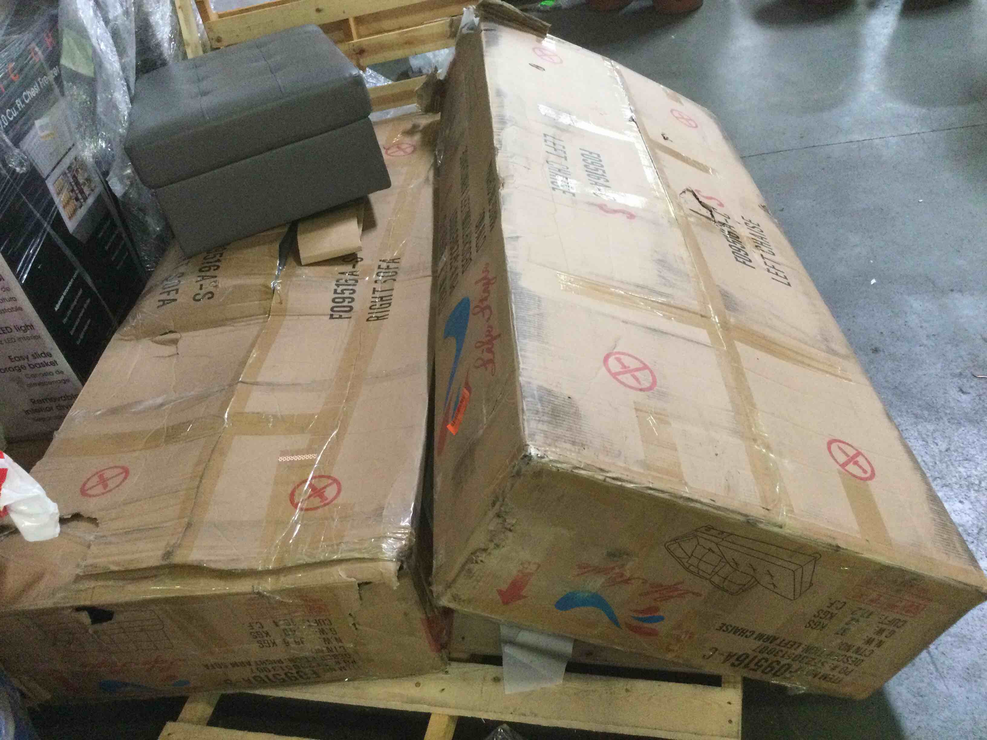 https://s3.amazonaws.com/lotting-images-prod/bidfta/ORG5641875_1696268249497.jpeg