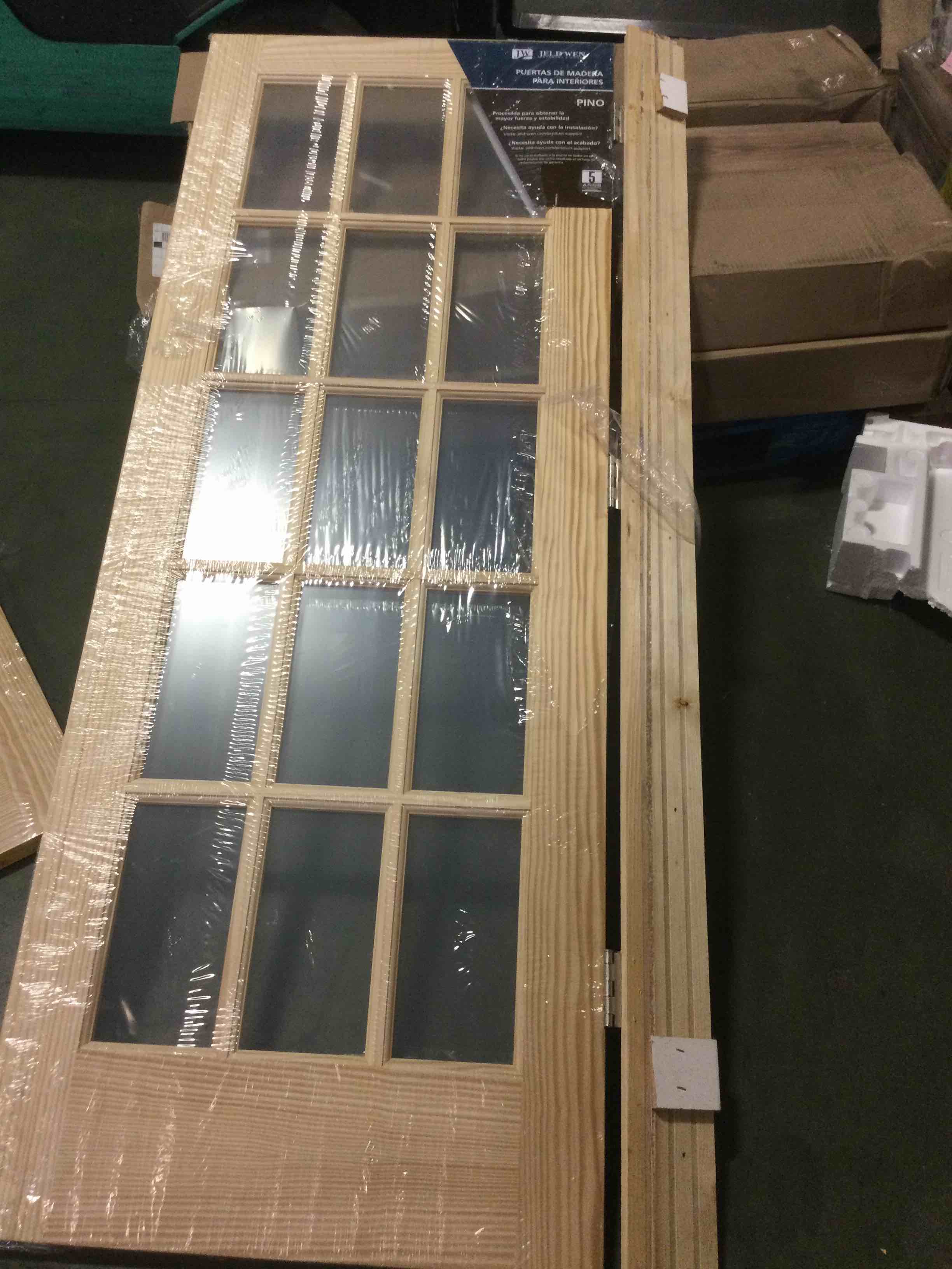 https://s3.amazonaws.com/lotting-images-prod/bidfta/ORG5641903_1696271244213.jpeg