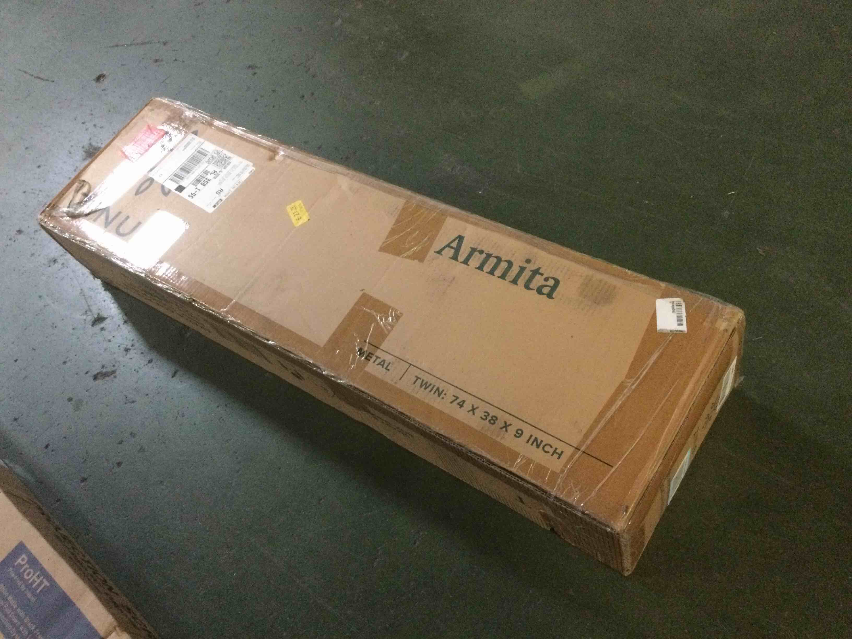 https://s3.amazonaws.com/lotting-images-prod/bidfta/ORG5642130_1696417926509.jpeg