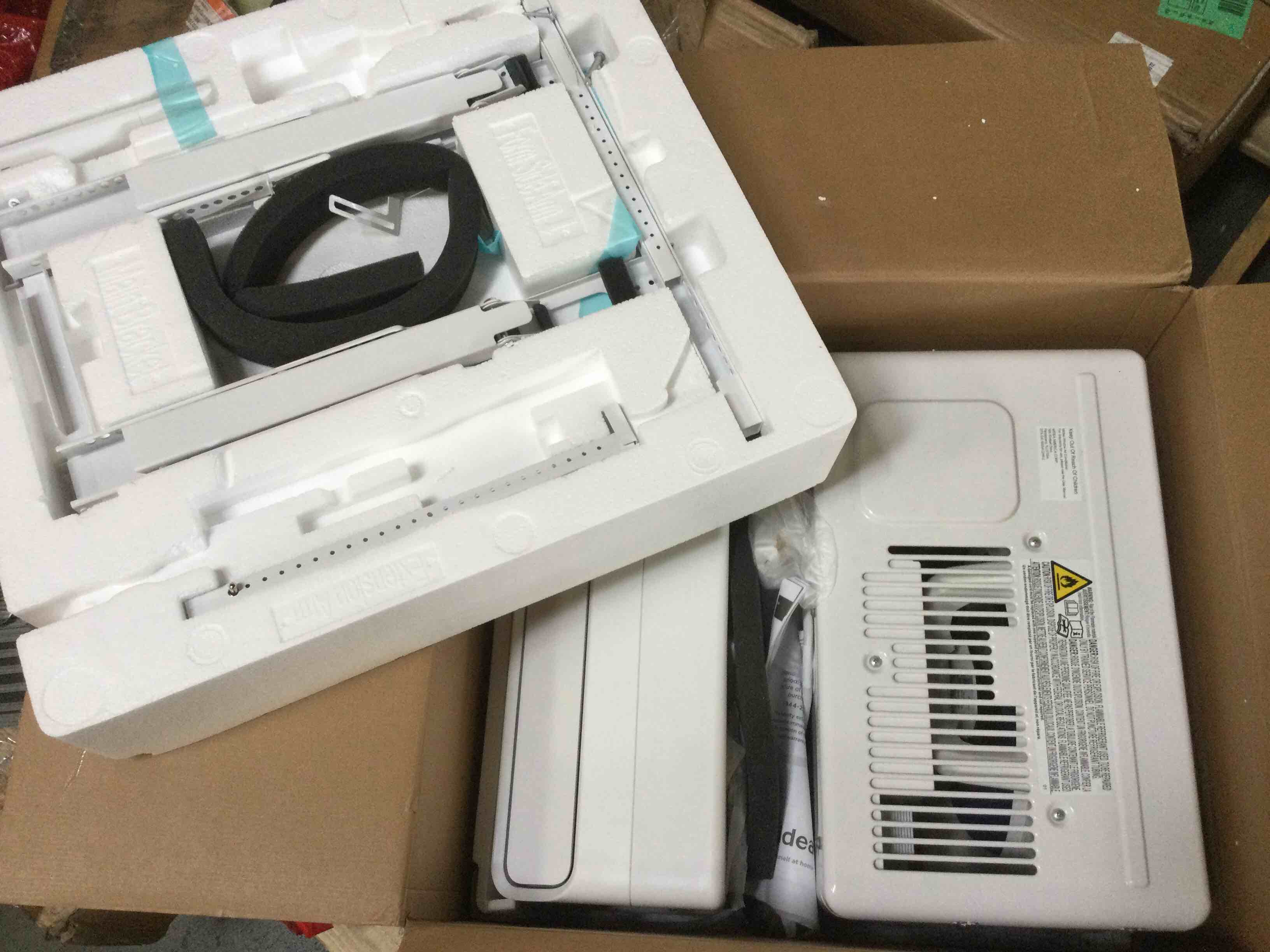 https://s3.amazonaws.com/lotting-images-prod/bidfta/ORG5642797_1696780993154.jpeg