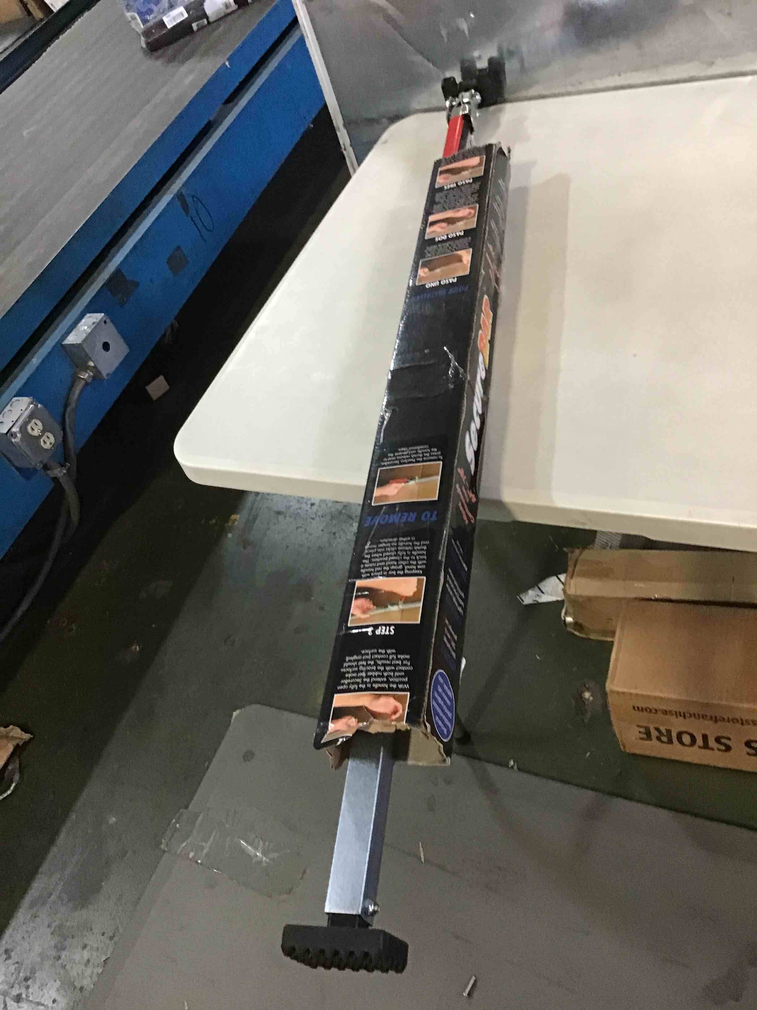 https://s3.amazonaws.com/lotting-images-prod/bidfta/ORG5646498_1696274643259.jpeg