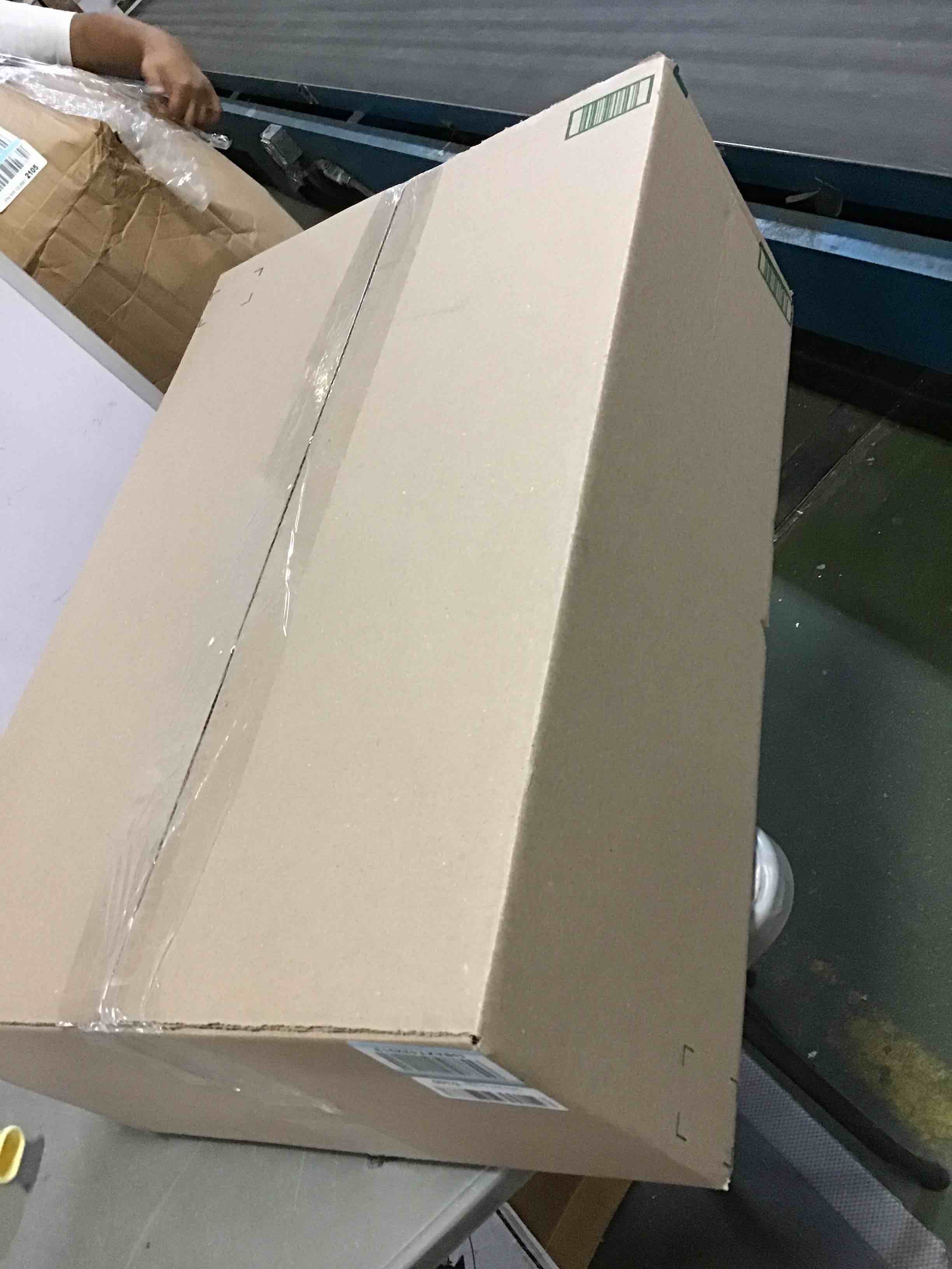 https://s3.amazonaws.com/lotting-images-prod/bidfta/ORG5646975_1696533700718.jpeg