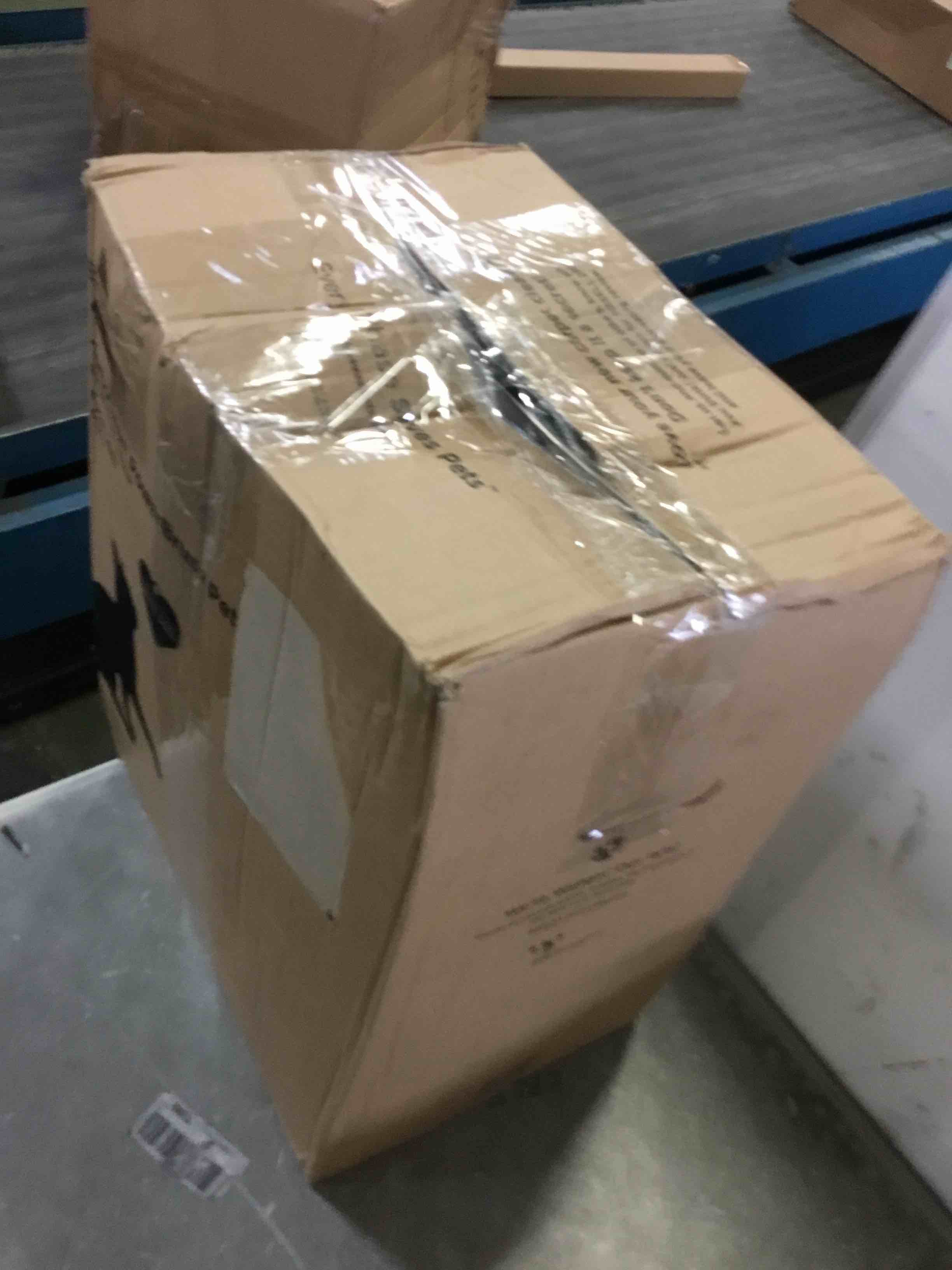 https://s3.amazonaws.com/lotting-images-prod/bidfta/ORG5647323_1696874071180.jpeg