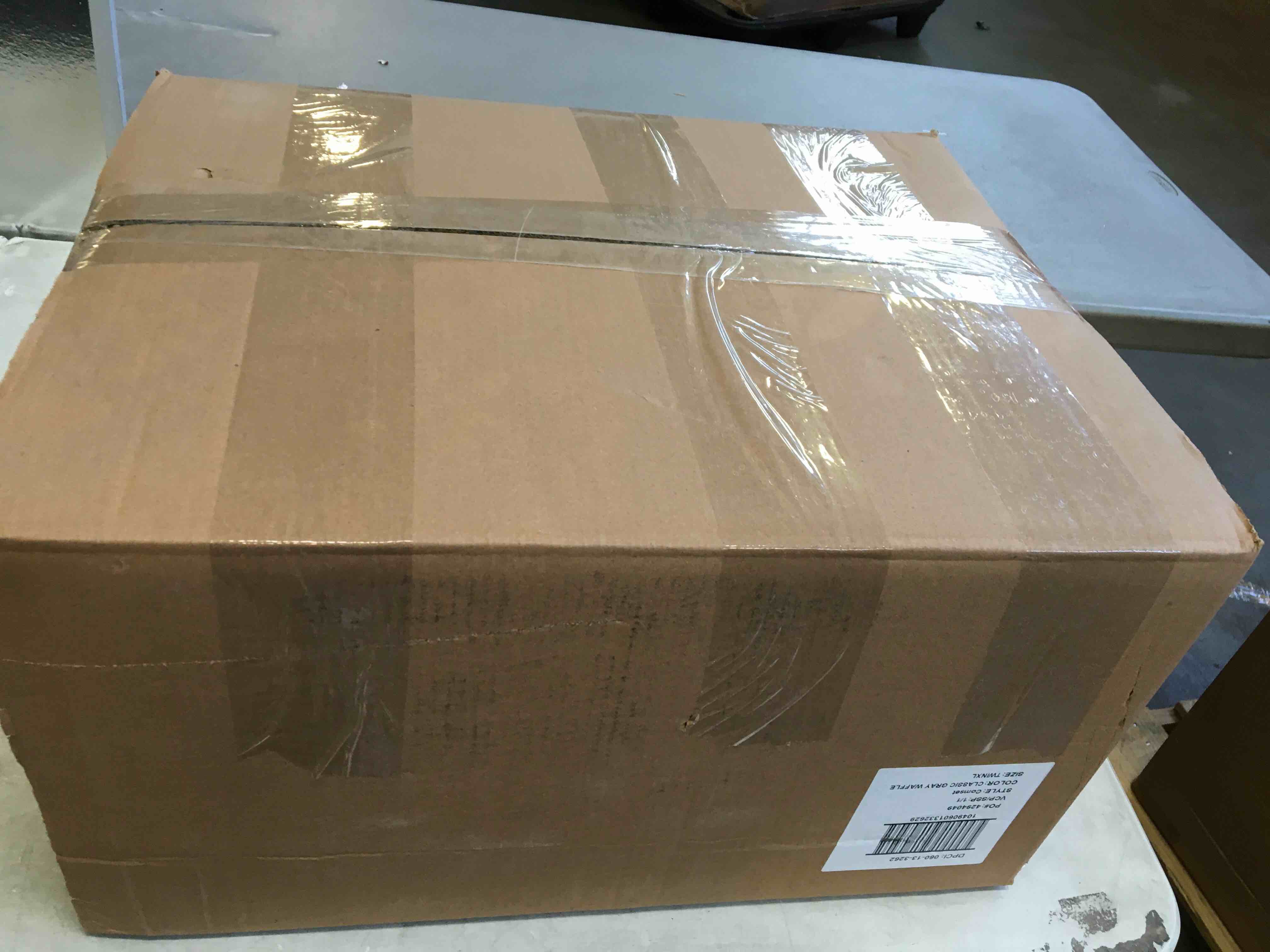 https://s3.amazonaws.com/lotting-images-prod/bidfta/ORG5653357_1697123070539.jpeg