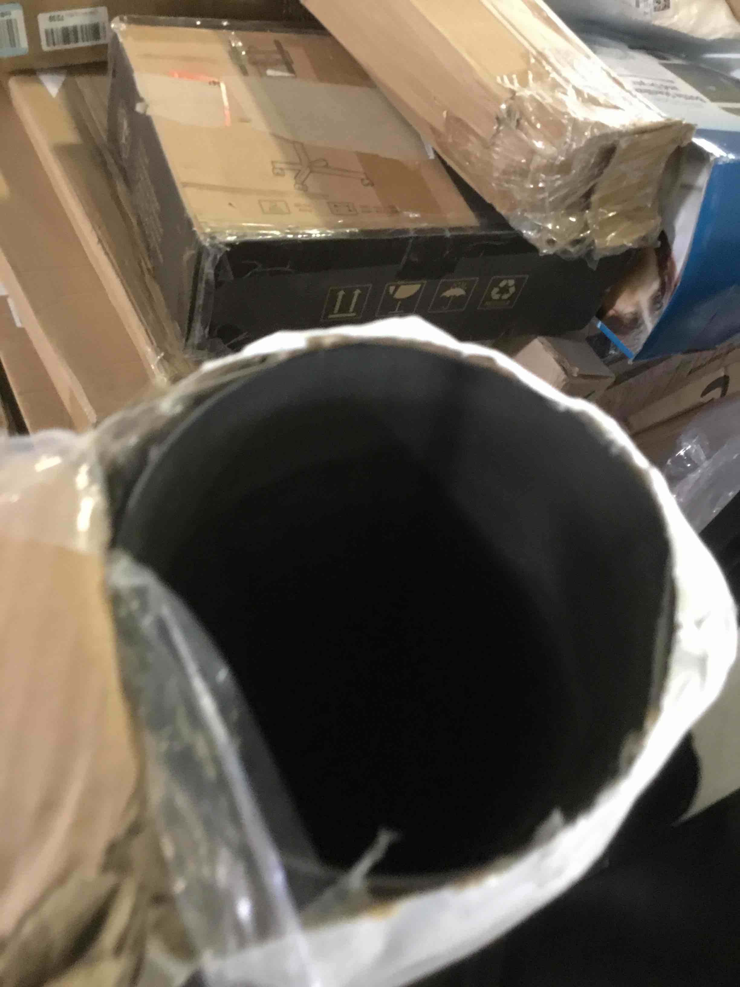 https://s3.amazonaws.com/lotting-images-prod/bidfta/ORG5655535_1696444040538.jpeg