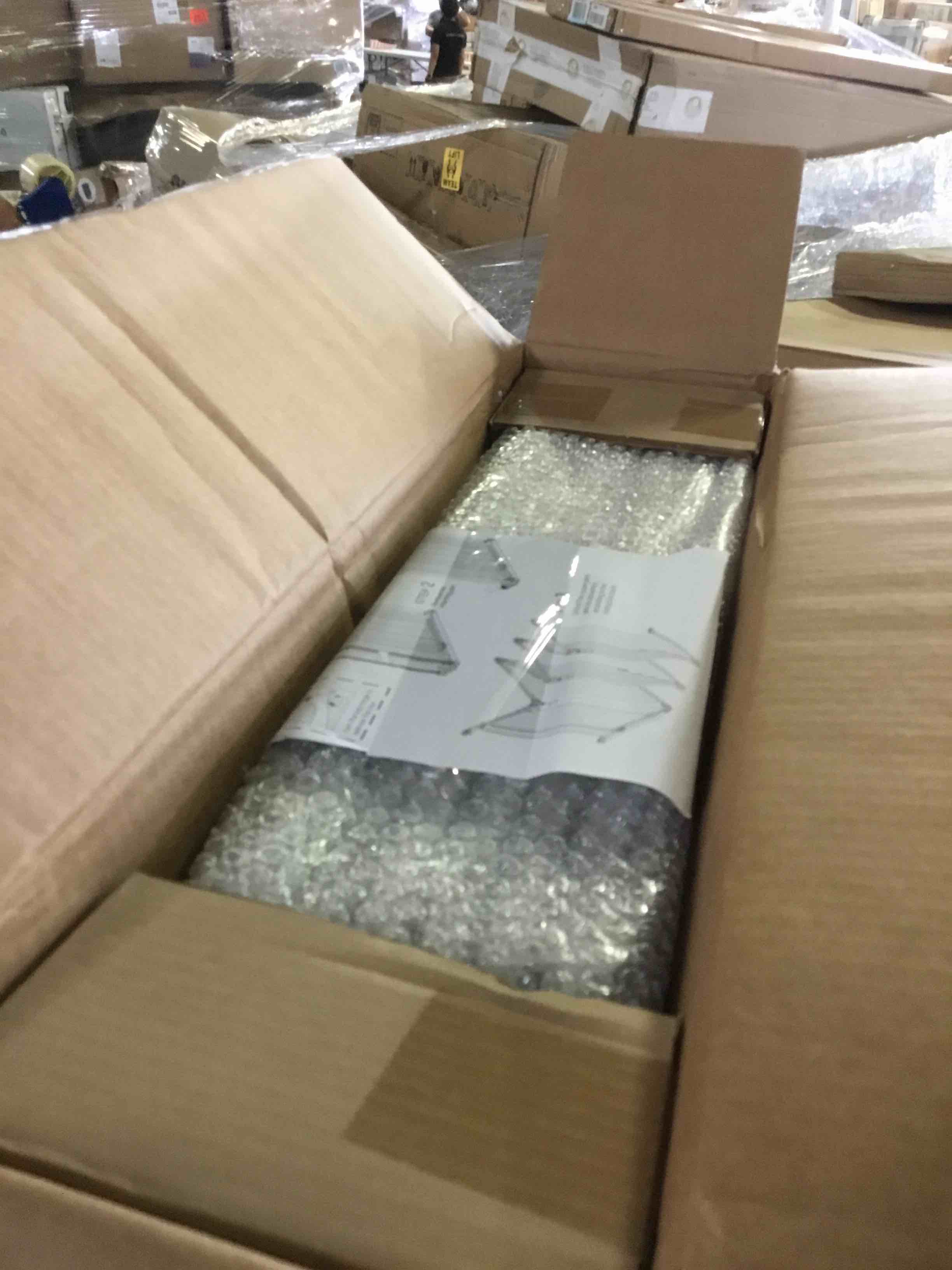 https://s3.amazonaws.com/lotting-images-prod/bidfta/ORG5655576_1696450046267.jpeg