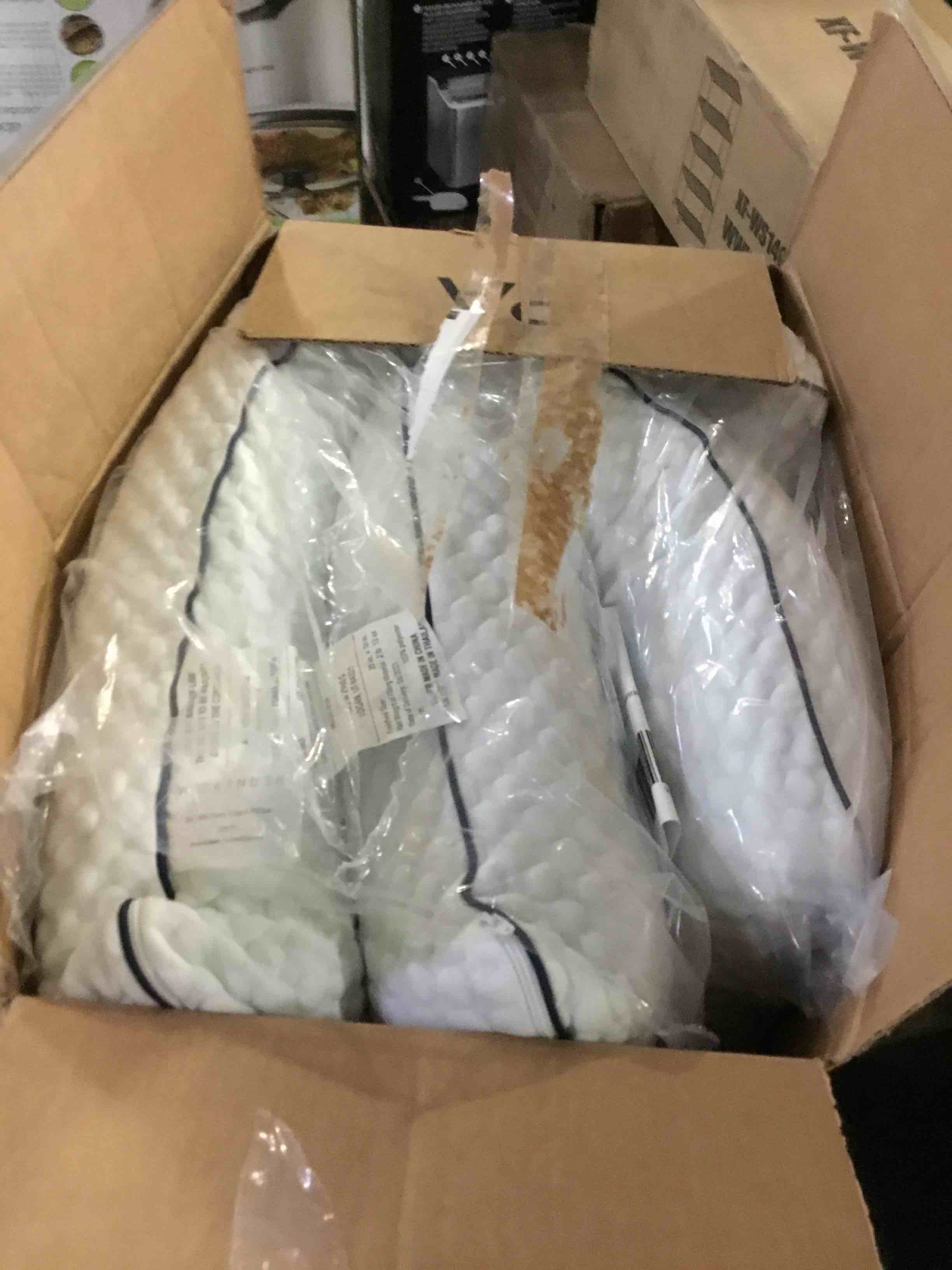 https://s3.amazonaws.com/lotting-images-prod/bidfta/ORG5655864_1696597478672.jpeg