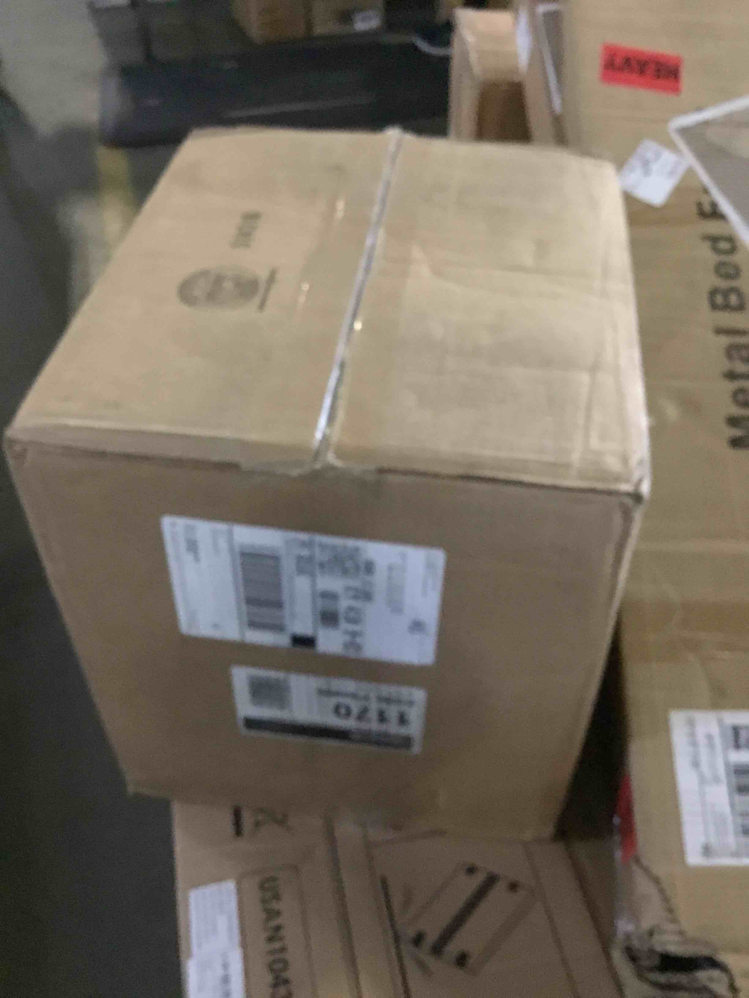 https://s3.amazonaws.com/lotting-images-prod/bidfta/ORG5655929_1696606590568.jpeg