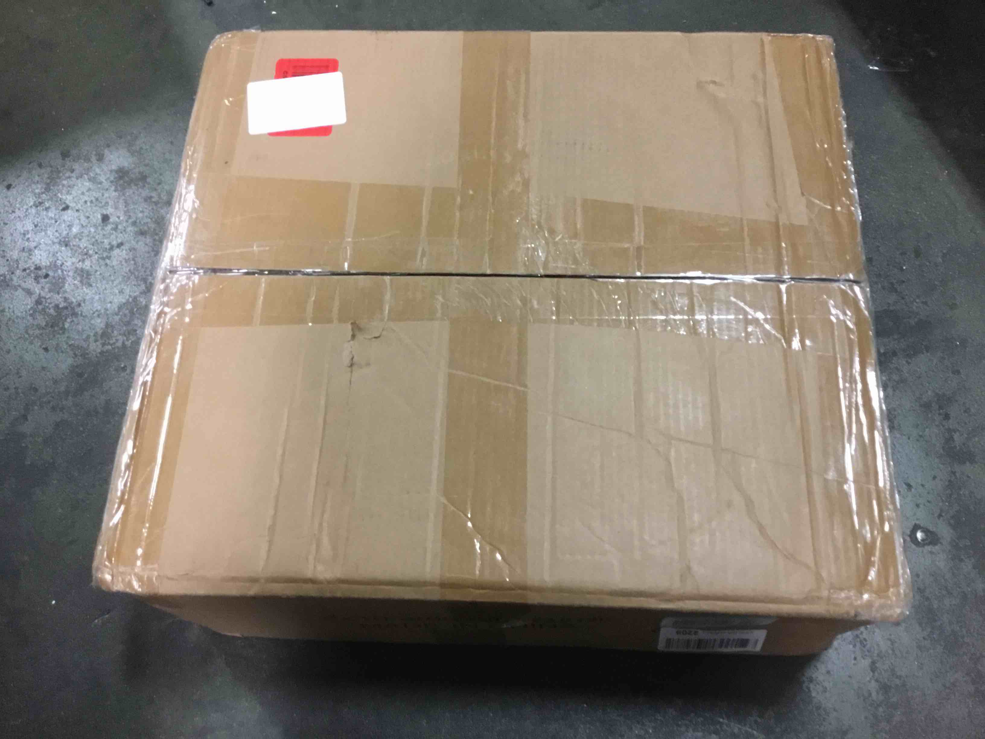 https://s3.amazonaws.com/lotting-images-prod/bidfta/ORG5657140_1696418319752.jpeg
