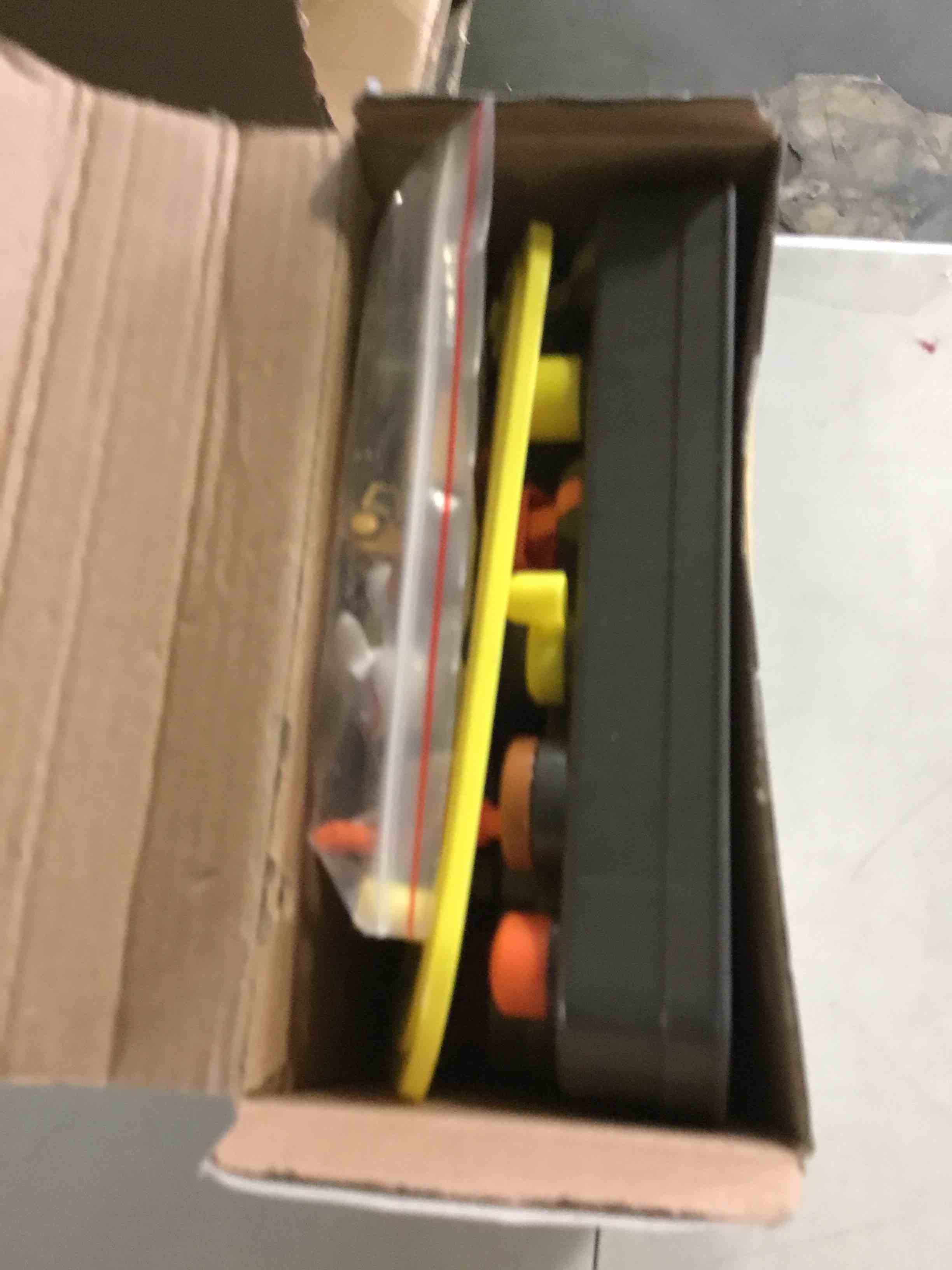 https://s3.amazonaws.com/lotting-images-prod/bidfta/ORG5659185_1698679127396.jpeg