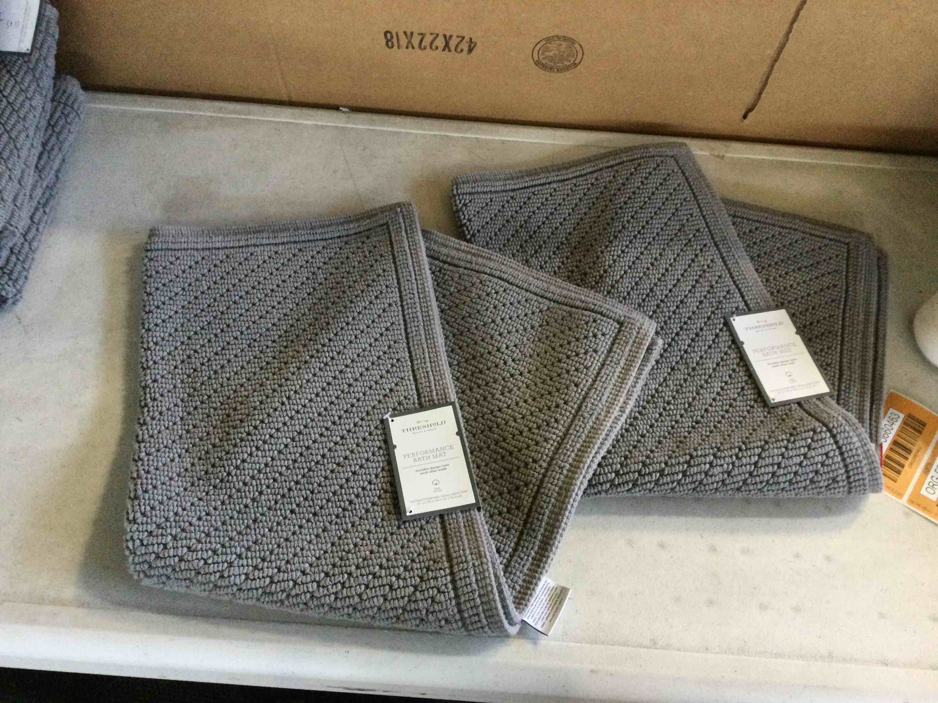 Threshold 21"x30" Performance Solid Bath Mat GRAY