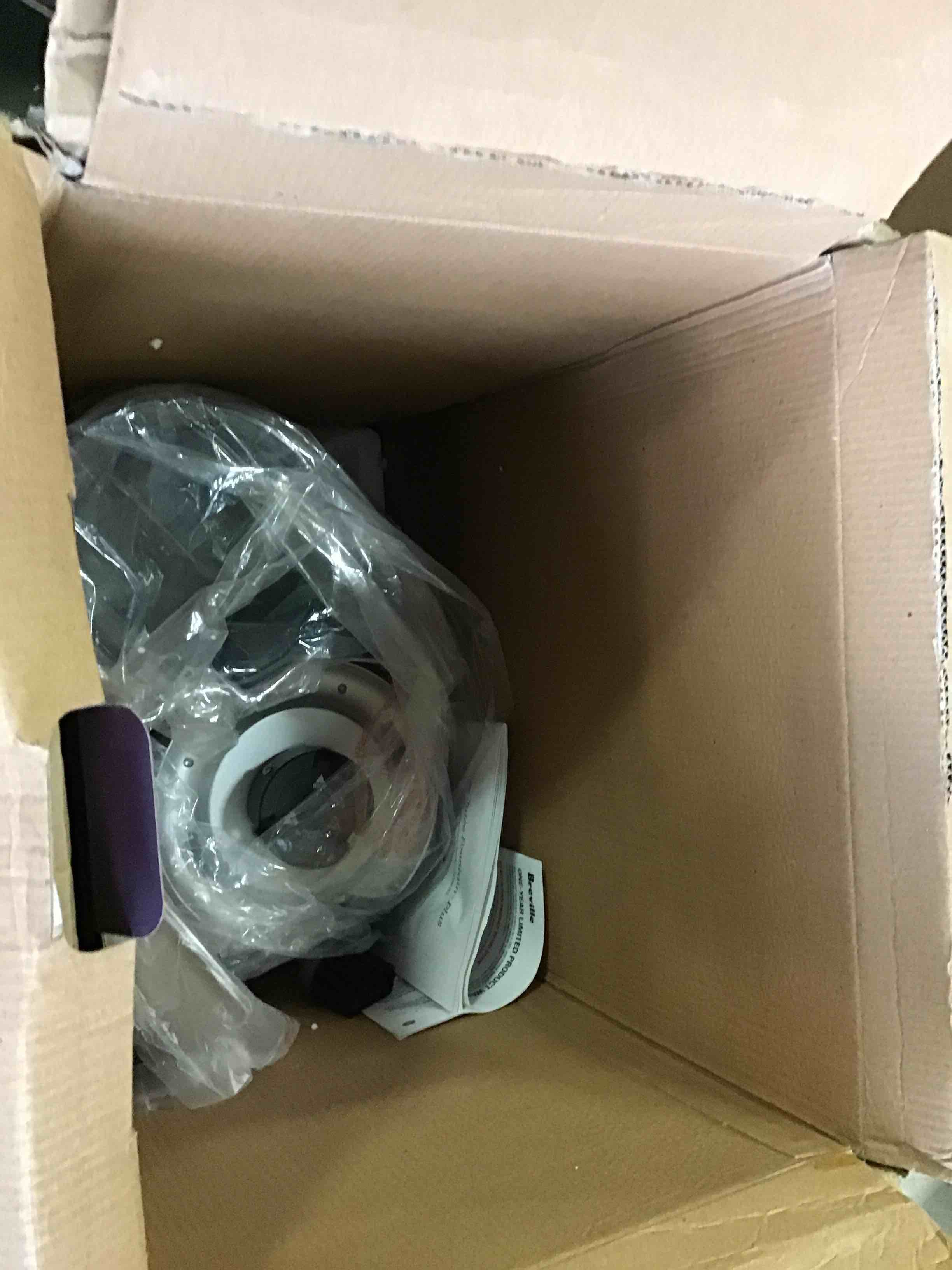 https://s3.amazonaws.com/lotting-images-prod/bidfta/ORG5660588_1696533815203.jpeg