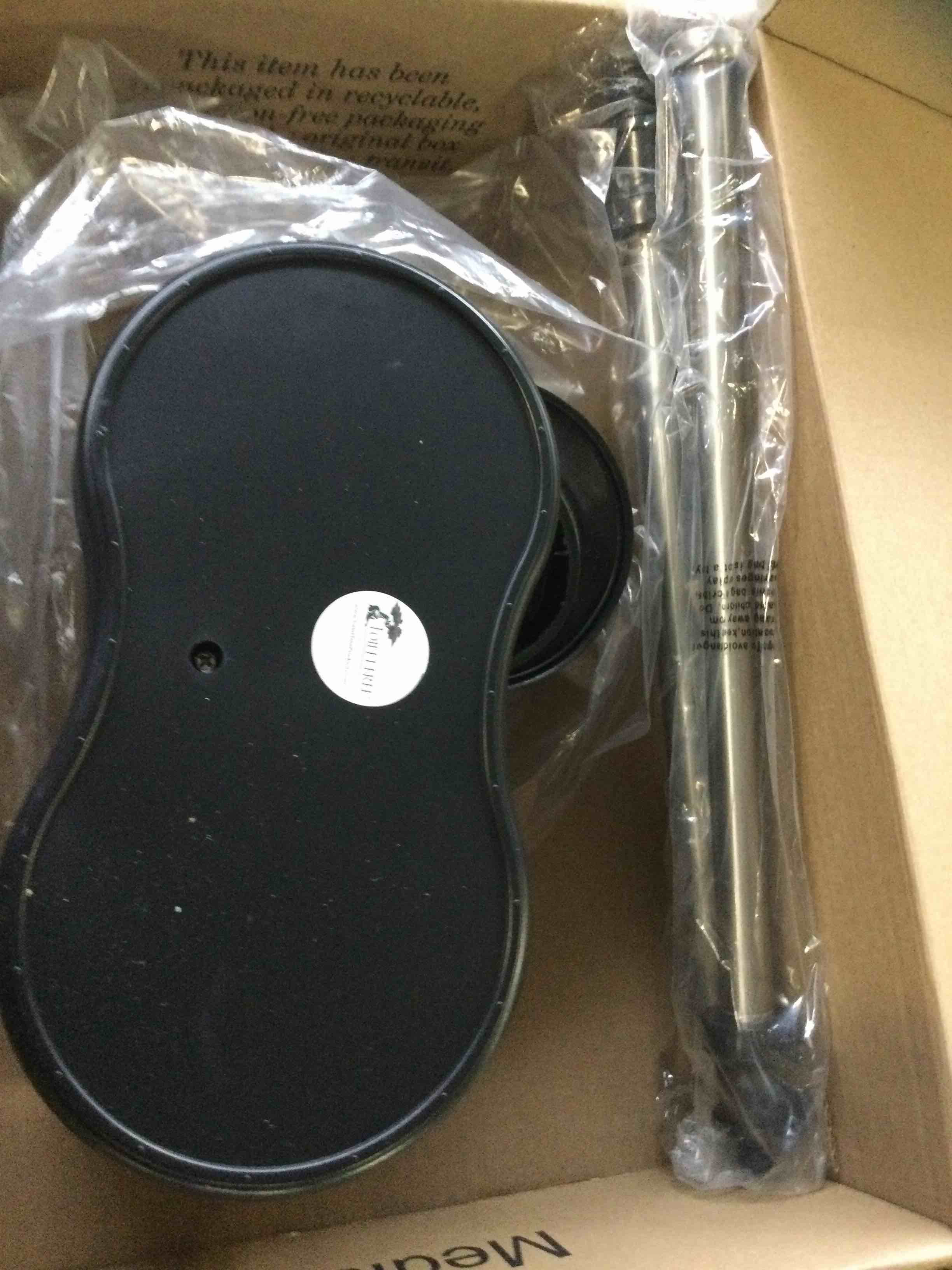 https://s3.amazonaws.com/lotting-images-prod/bidfta/ORG5662052_1695839793152.jpeg