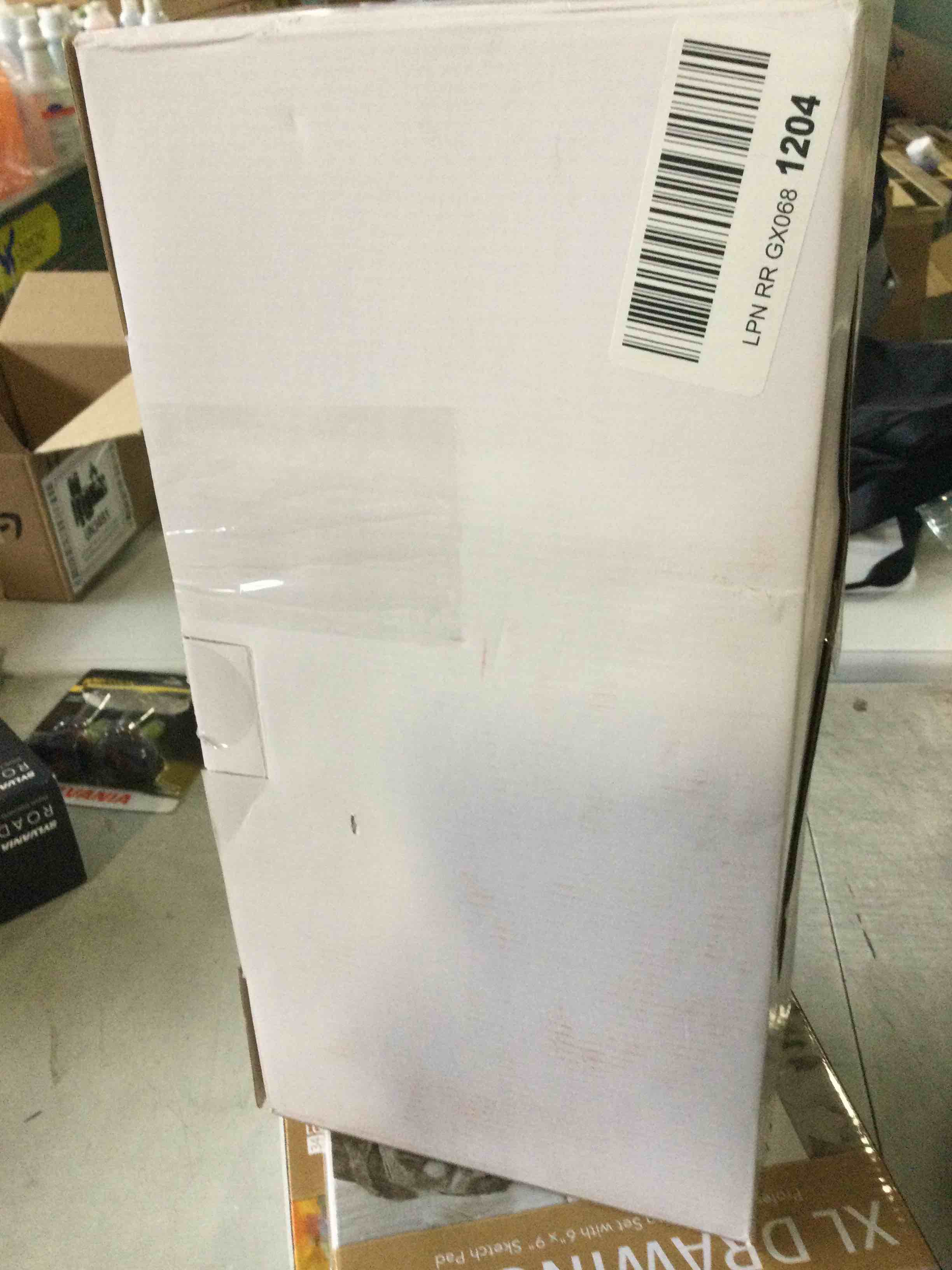 https://s3.amazonaws.com/lotting-images-prod/bidfta/ORG5662055_1695840169655.jpeg