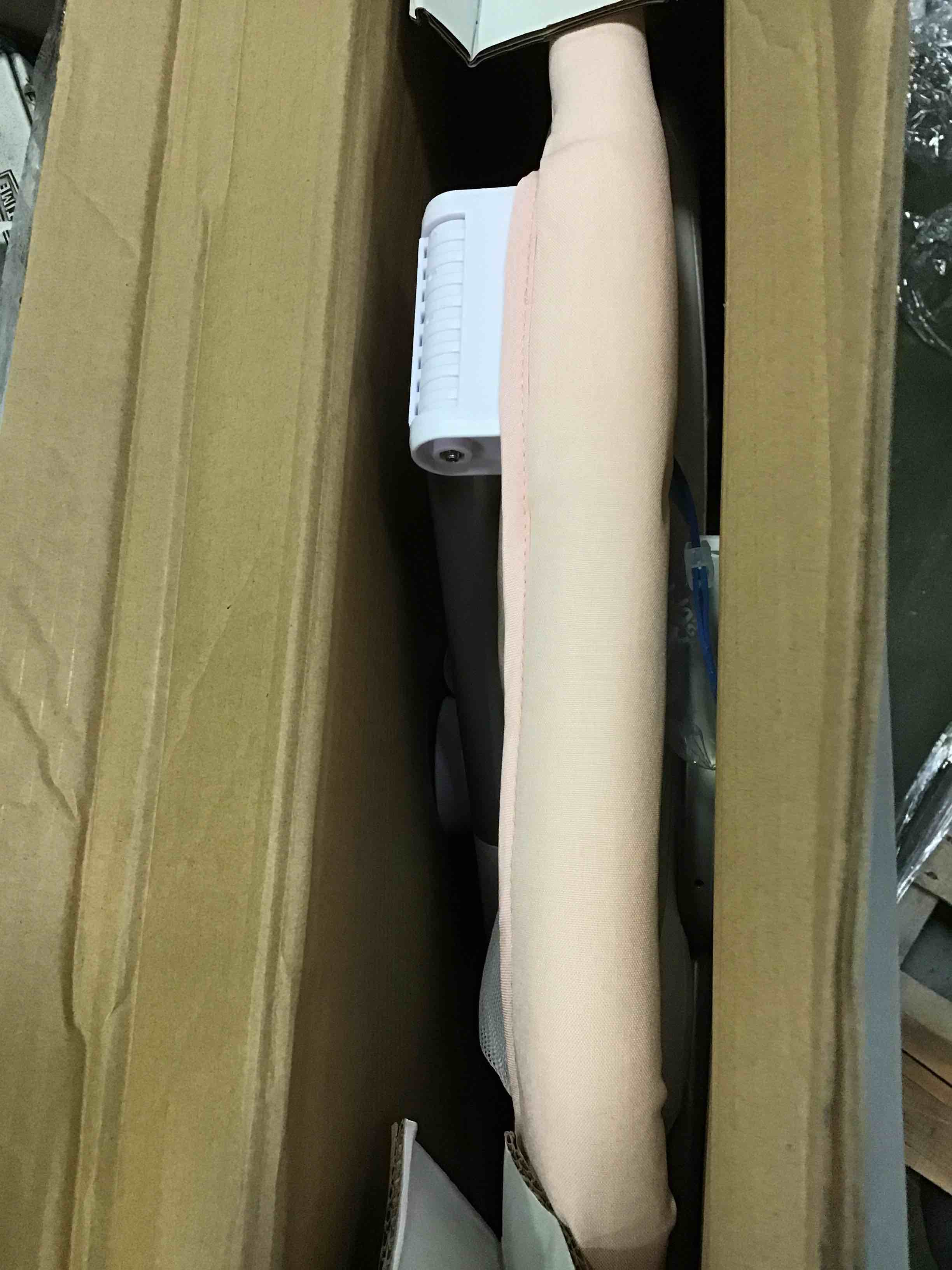 https://s3.amazonaws.com/lotting-images-prod/bidfta/ORG5666195_1696000066581.jpeg