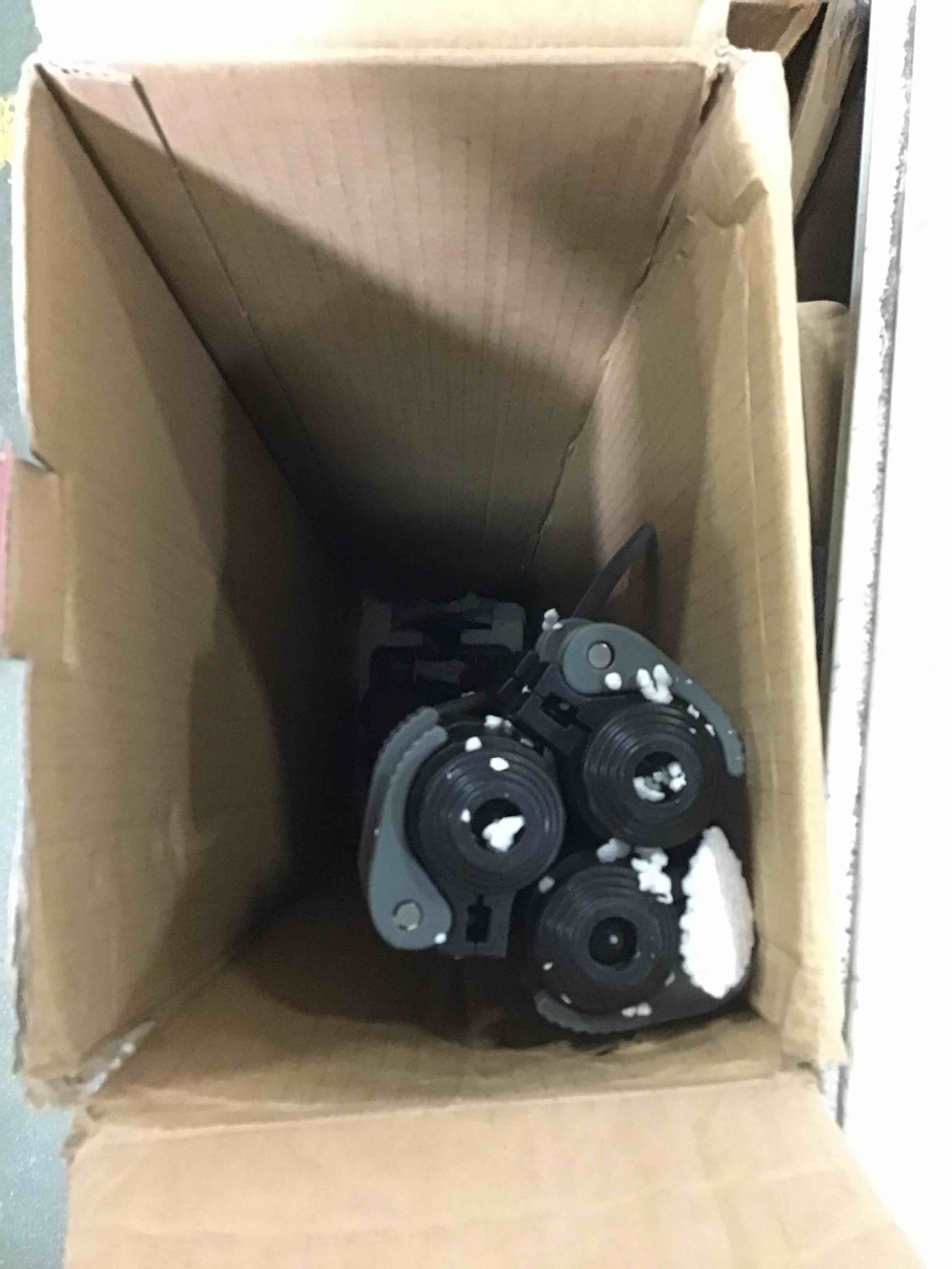 https://s3.amazonaws.com/lotting-images-prod/bidfta/ORG5666263_1696012423425.jpeg
