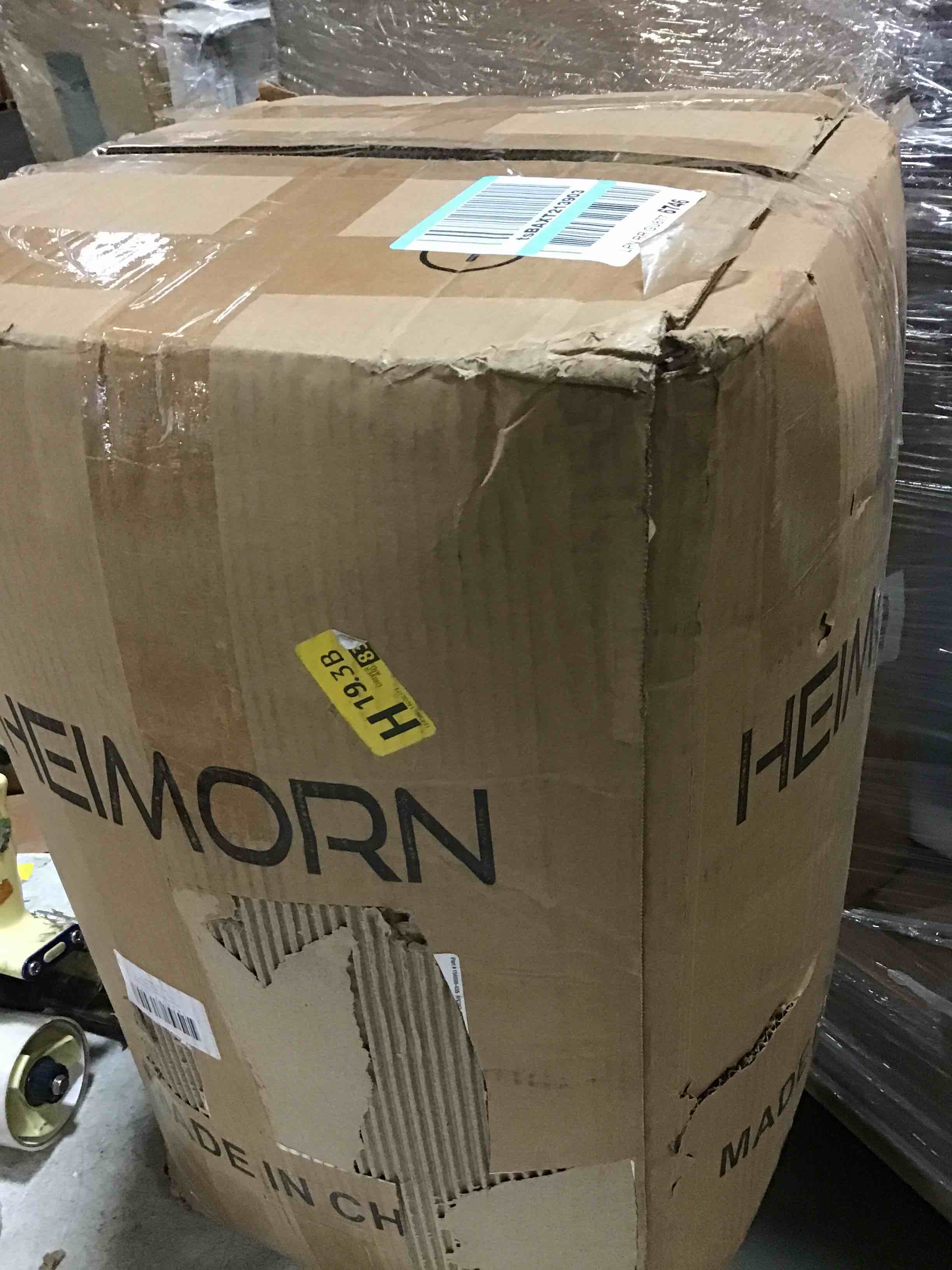 https://s3.amazonaws.com/lotting-images-prod/bidfta/ORG5667044_1696532129117.jpeg