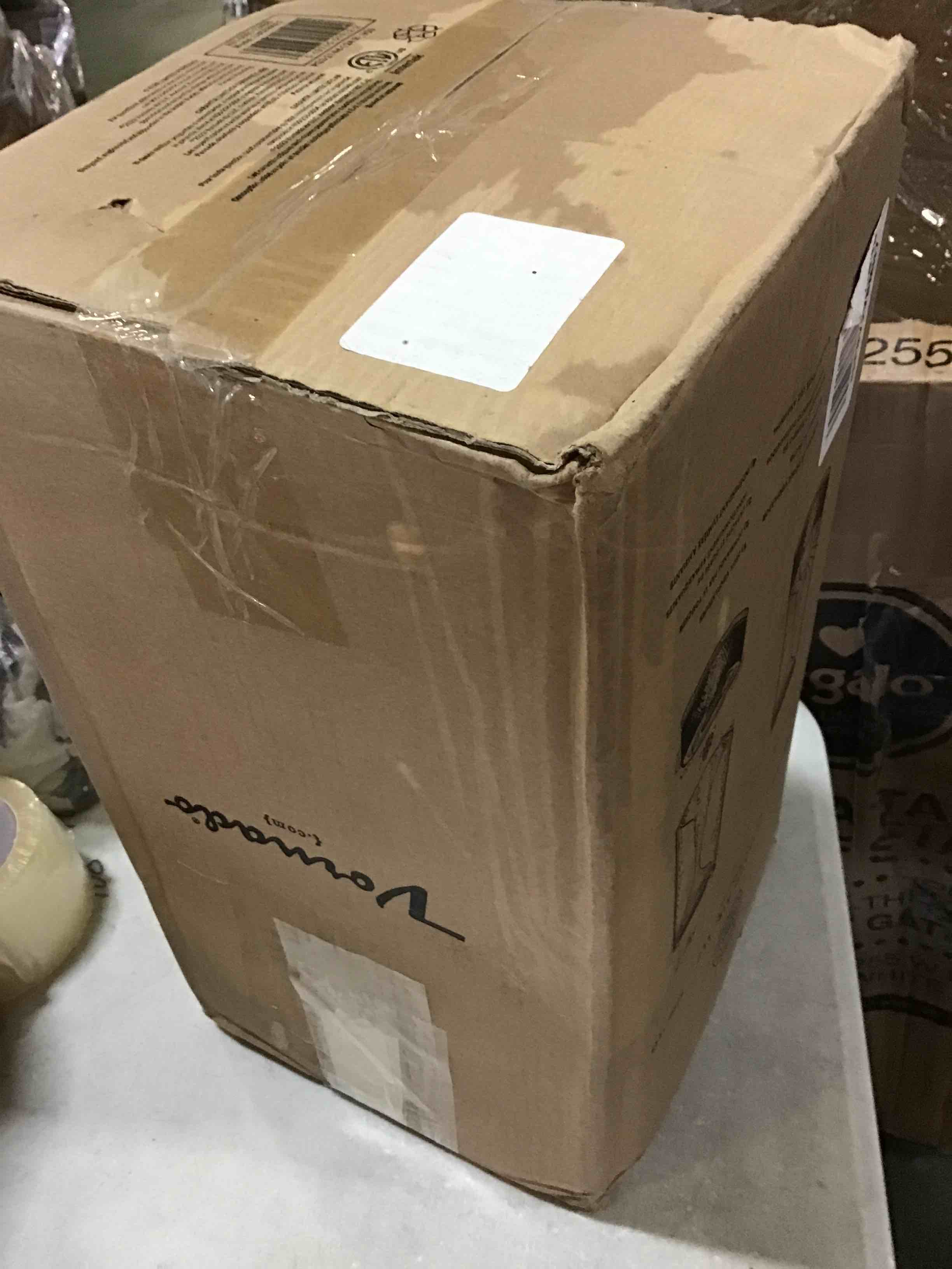 https://s3.amazonaws.com/lotting-images-prod/bidfta/ORG5667303_1696859482702.jpeg