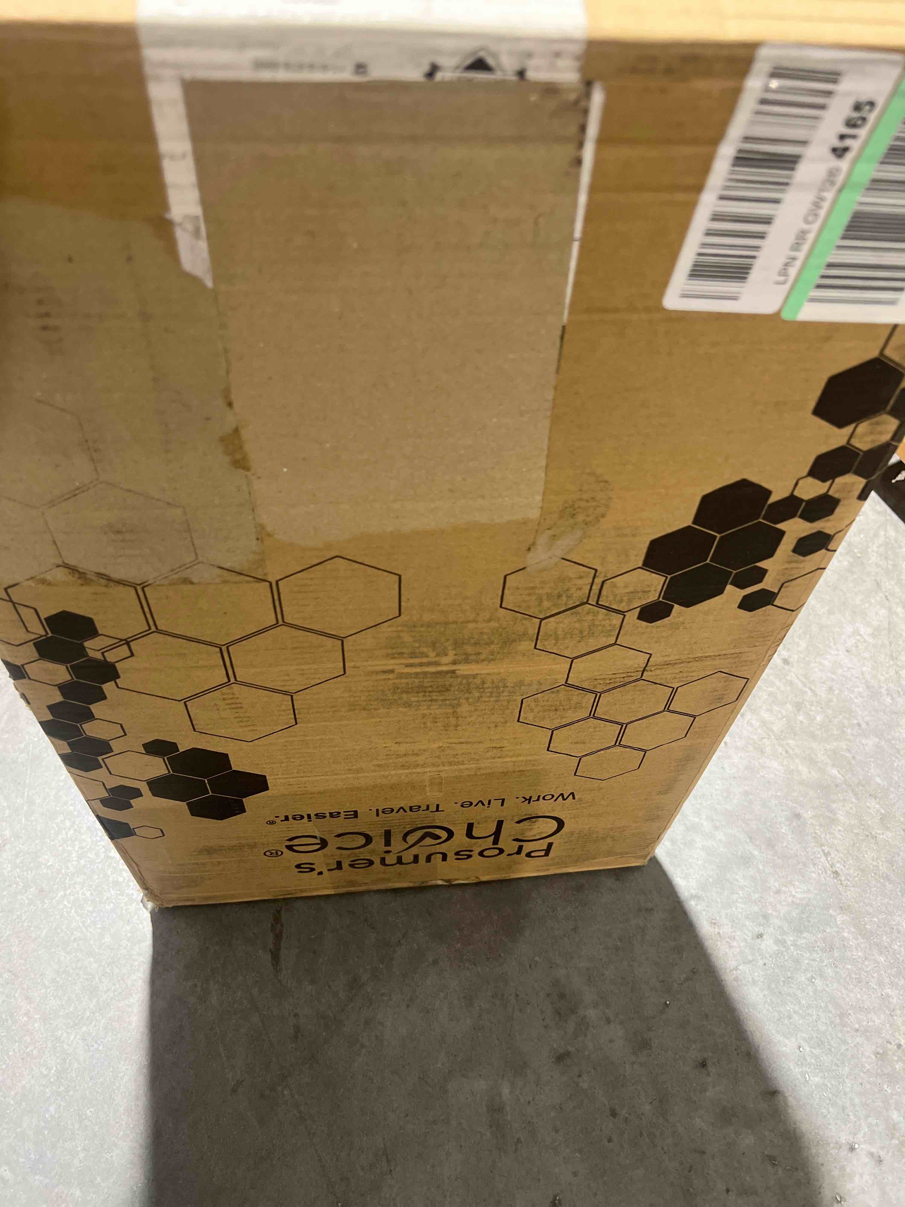 https://s3.amazonaws.com/lotting-images-prod/bidfta/ORG5667514_1699296940372.jpeg