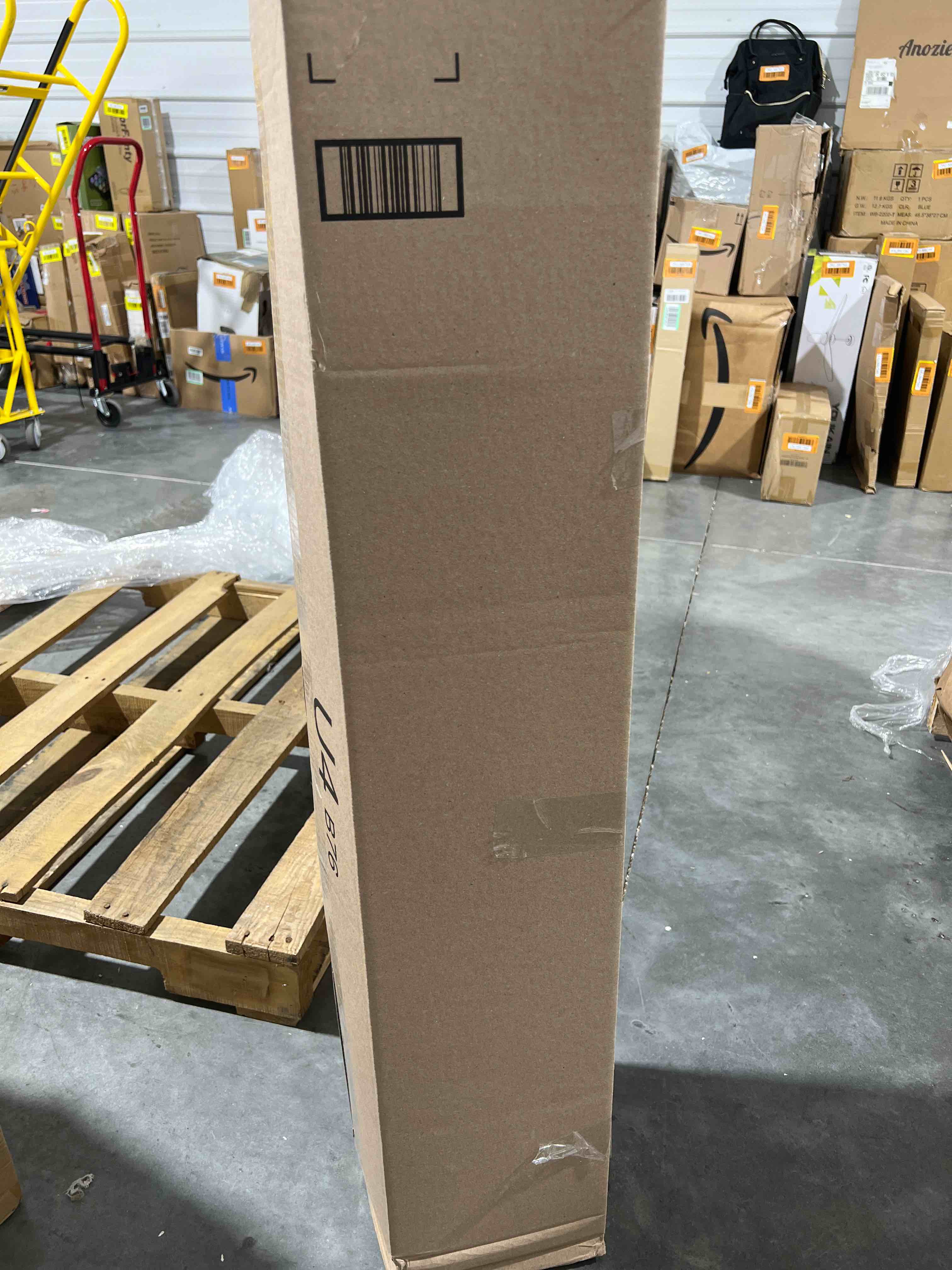 https://s3.amazonaws.com/lotting-images-prod/bidfta/ORG5667528_1699301851369.jpeg
