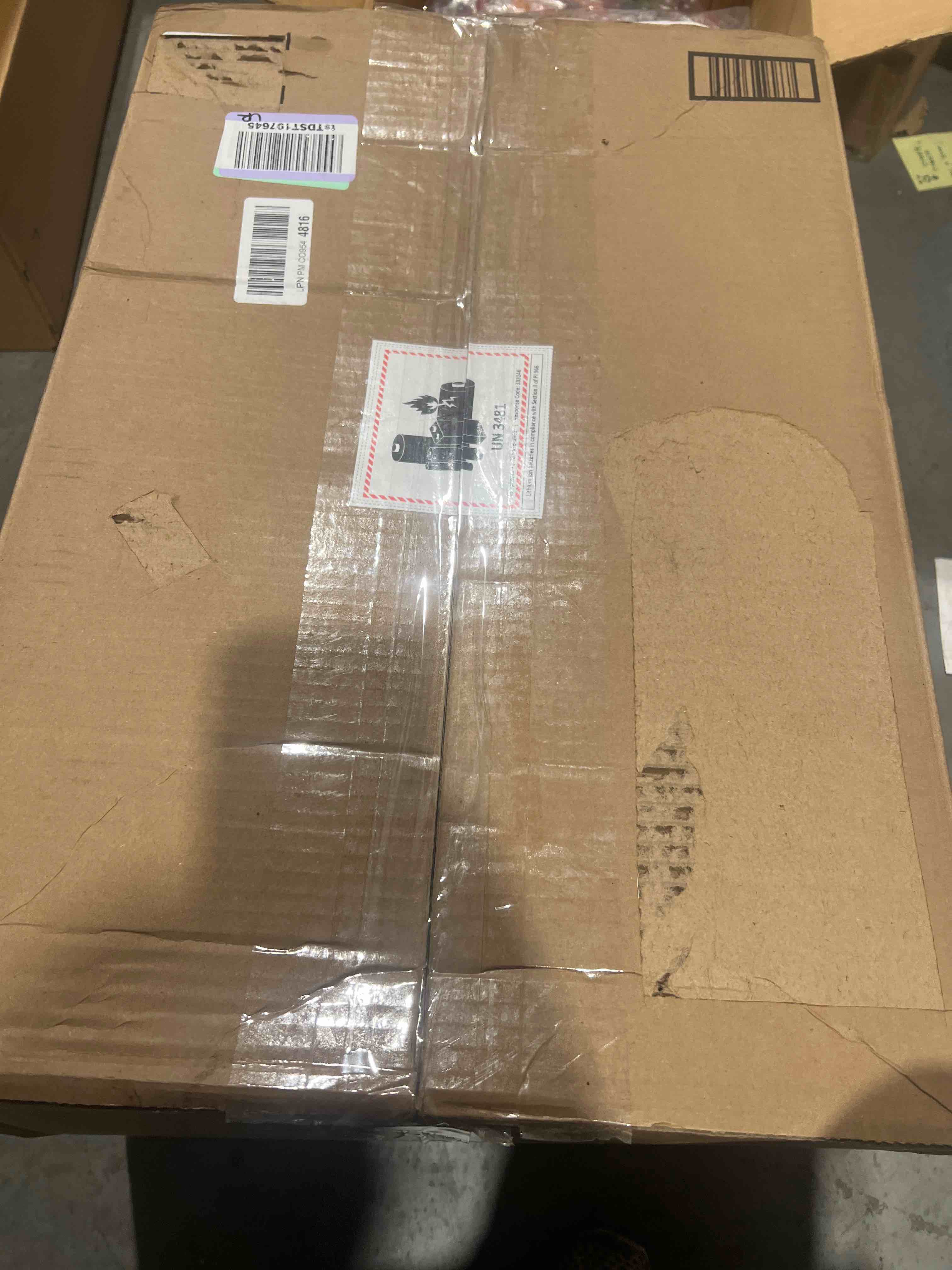 https://s3.amazonaws.com/lotting-images-prod/bidfta/ORG5667977_1702170376811.jpeg