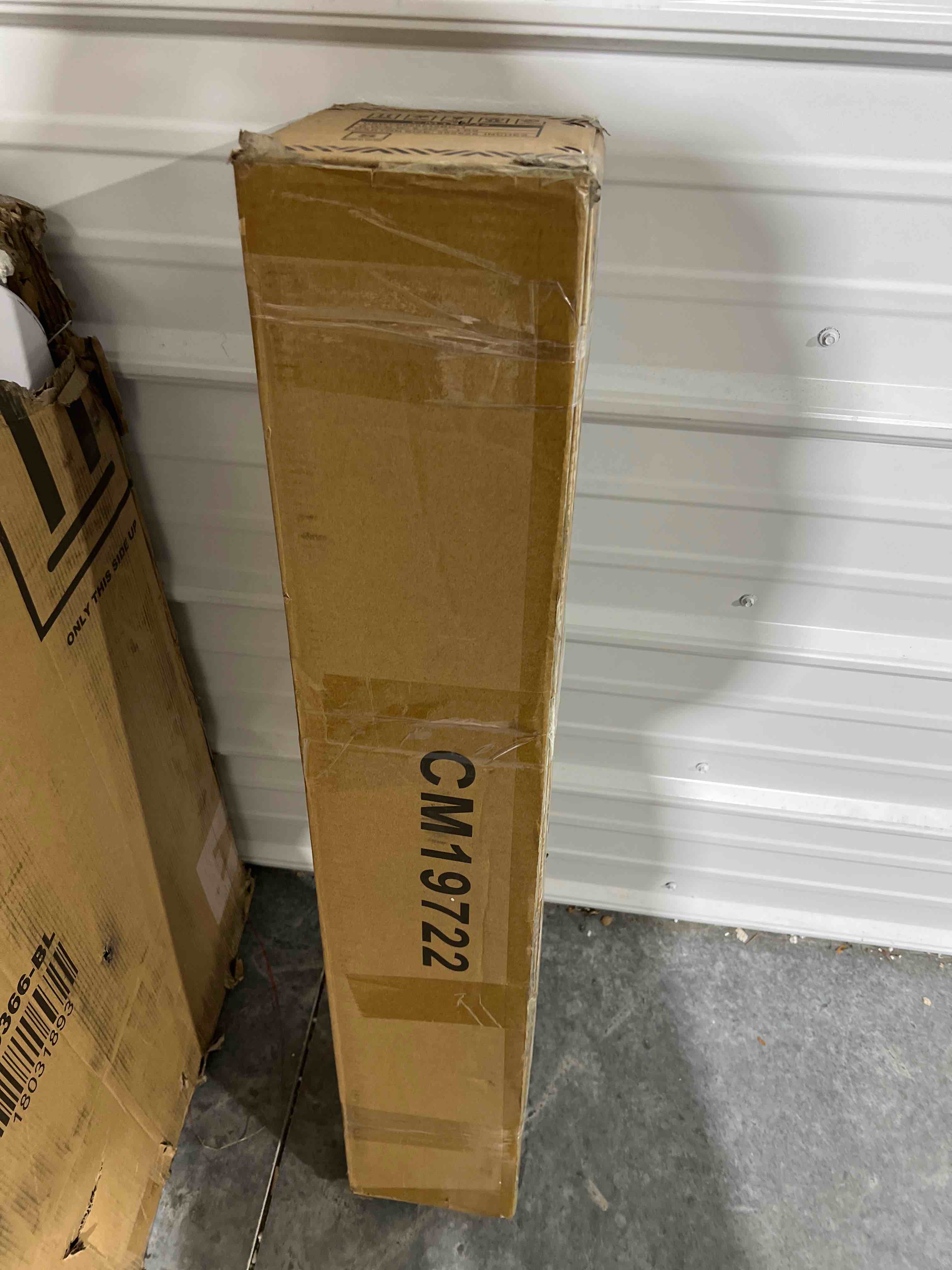https://s3.amazonaws.com/lotting-images-prod/bidfta/ORG5668000_1702255526273.jpeg
