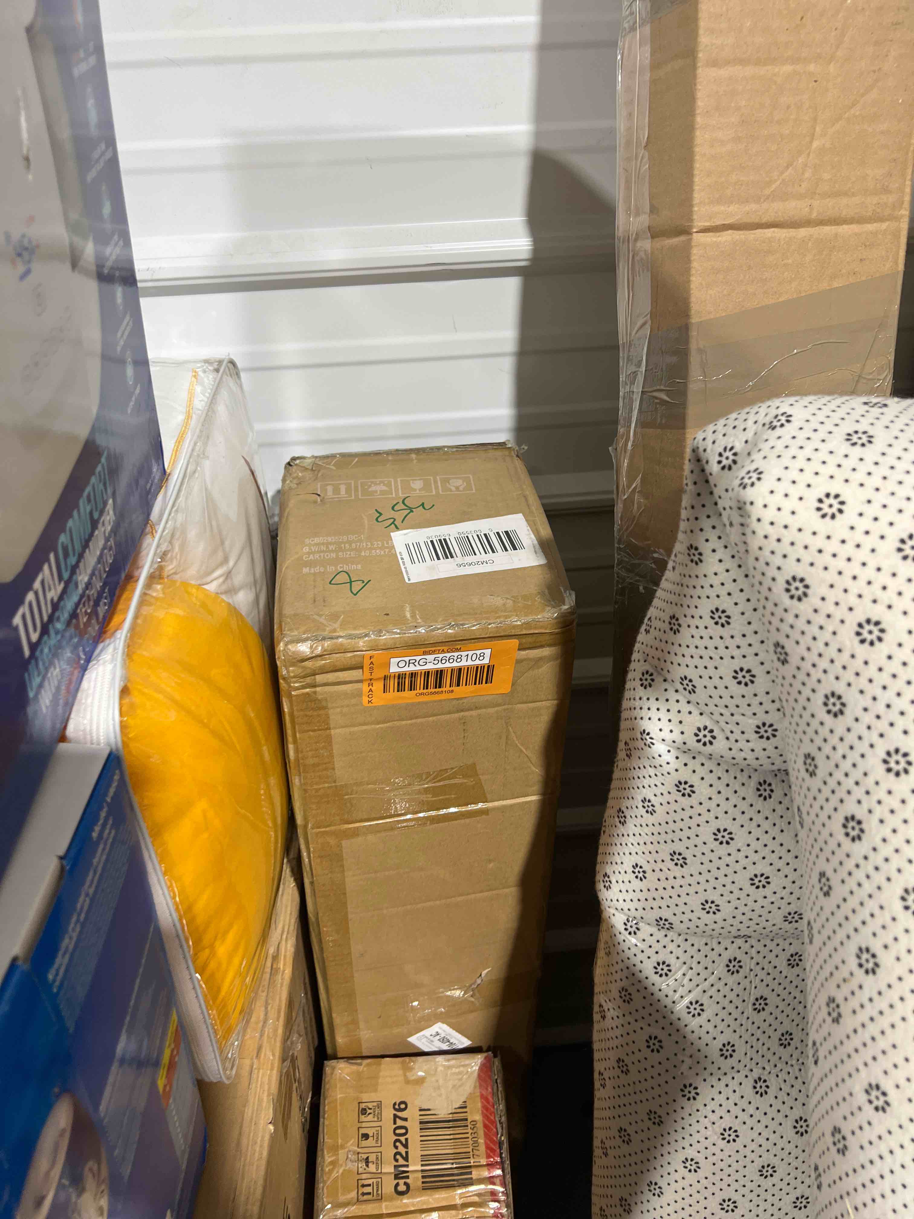https://s3.amazonaws.com/lotting-images-prod/bidfta/ORG5668112_1702615703117.jpeg