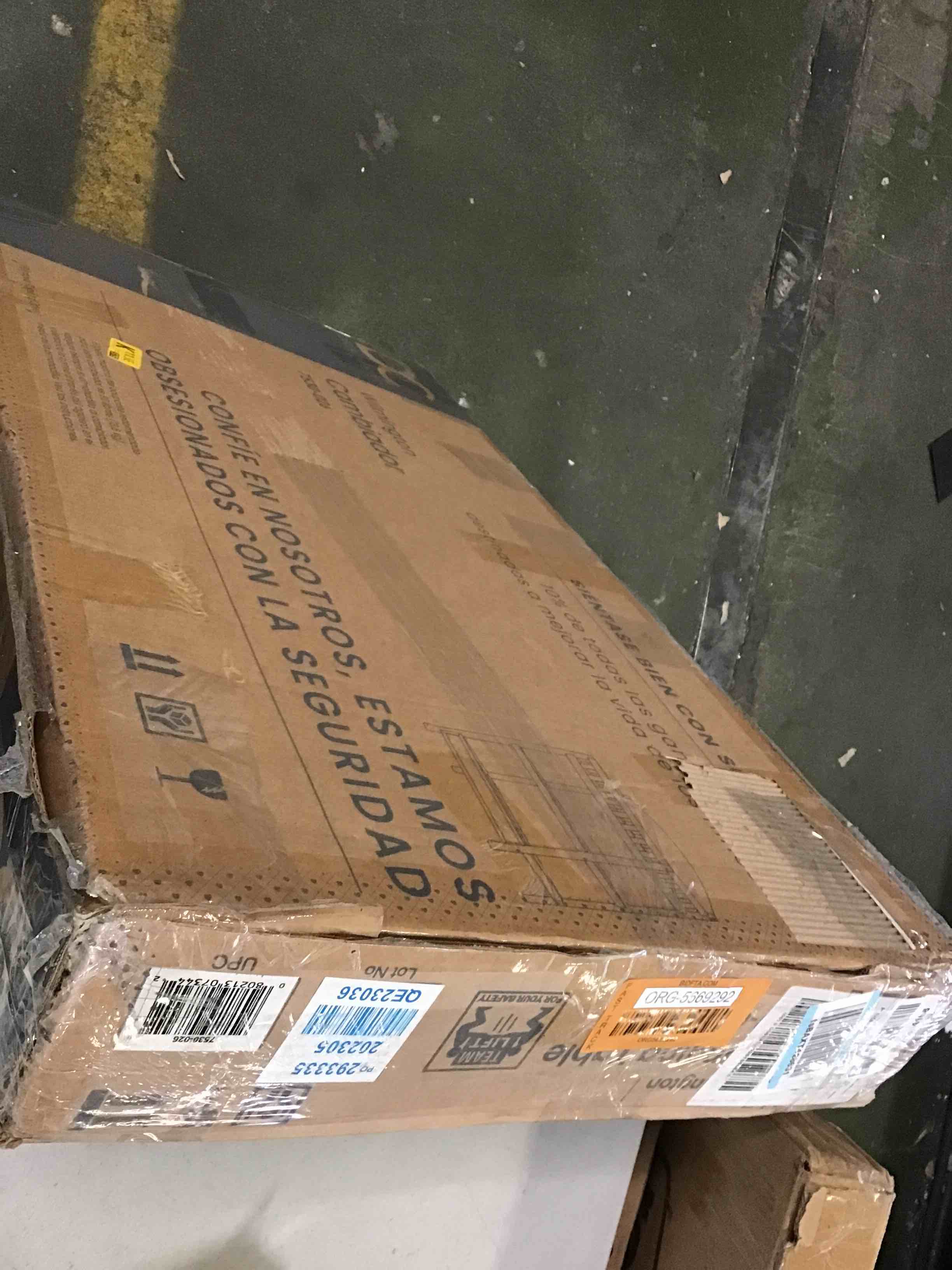 https://s3.amazonaws.com/lotting-images-prod/bidfta/ORG5669292_1696258288964.jpeg