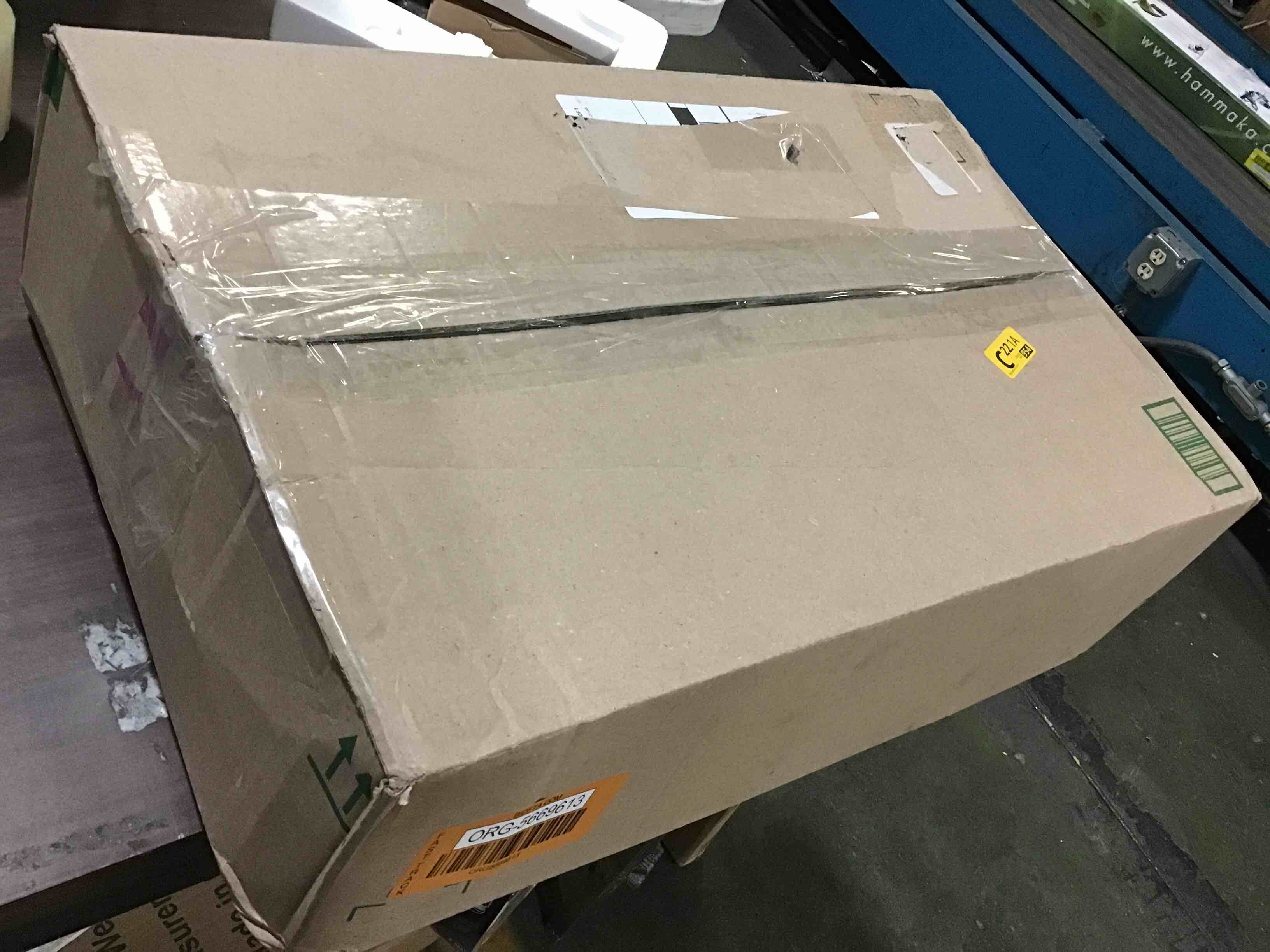 https://s3.amazonaws.com/lotting-images-prod/bidfta/ORG5669613_1696528709154.jpeg