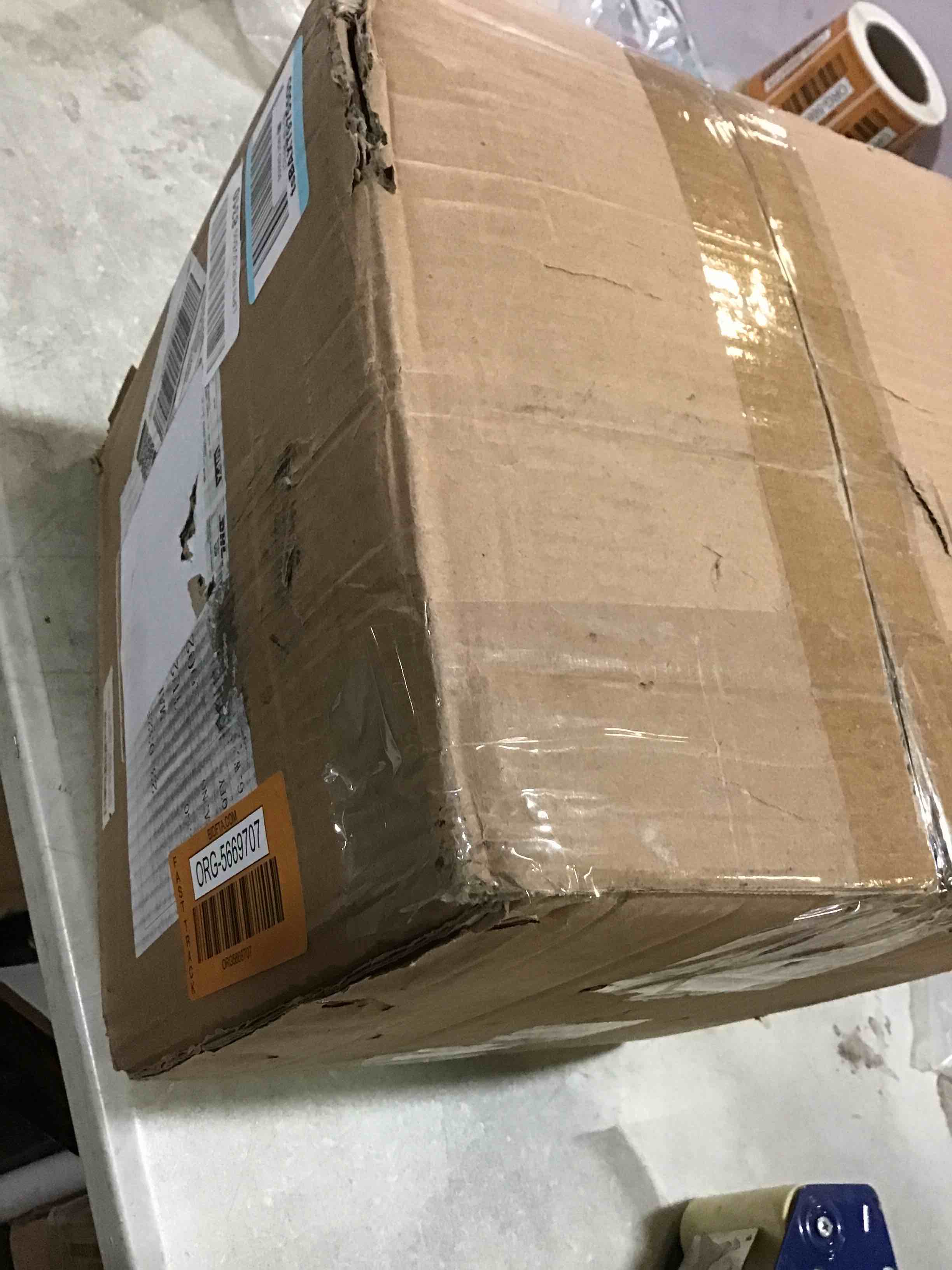 https://s3.amazonaws.com/lotting-images-prod/bidfta/ORG5669707_1696605624490.jpeg