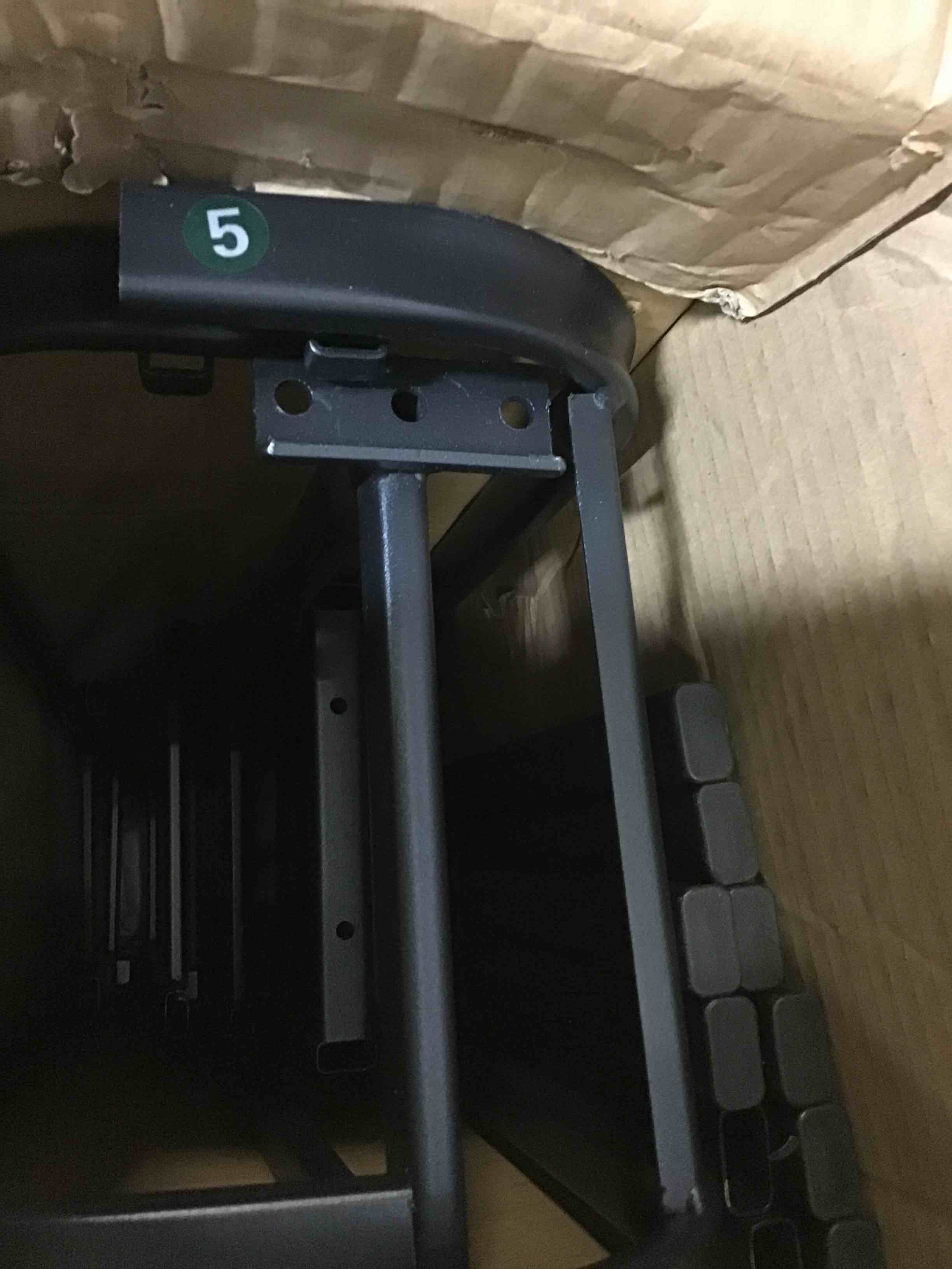 https://s3.amazonaws.com/lotting-images-prod/bidfta/ORG5669779_1696622824120.jpeg