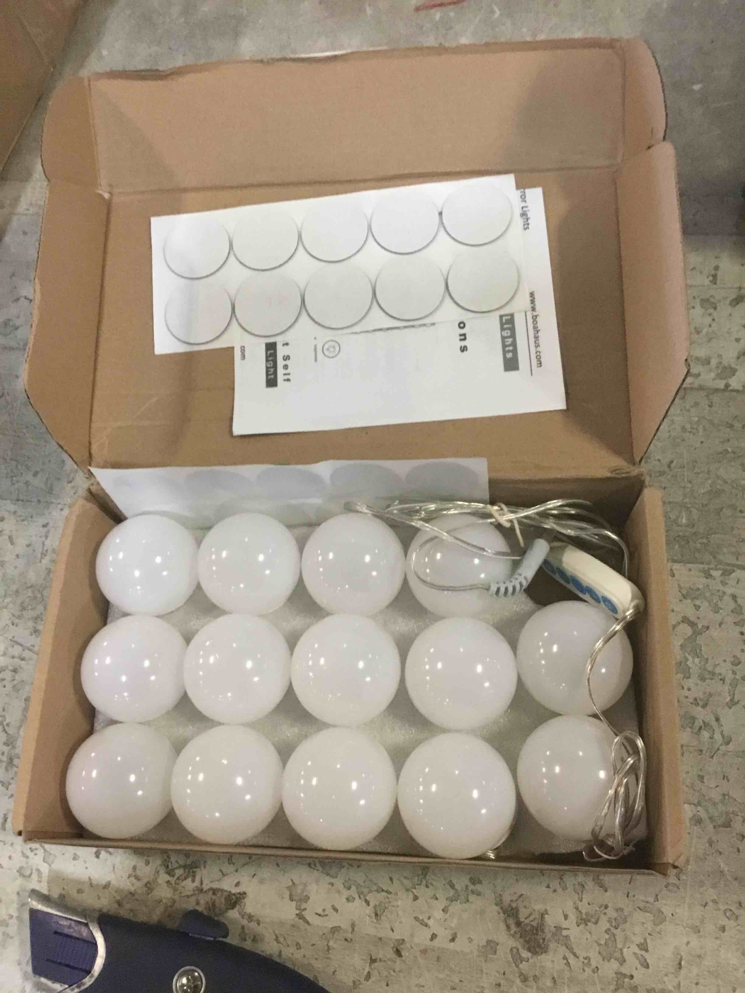 Boahaus Serena Modern Makeup Vanity with Hollywood Light Bulbs Add-On, 7 Drawers, Wide Mirror, Glam Glass Top for Bedroom