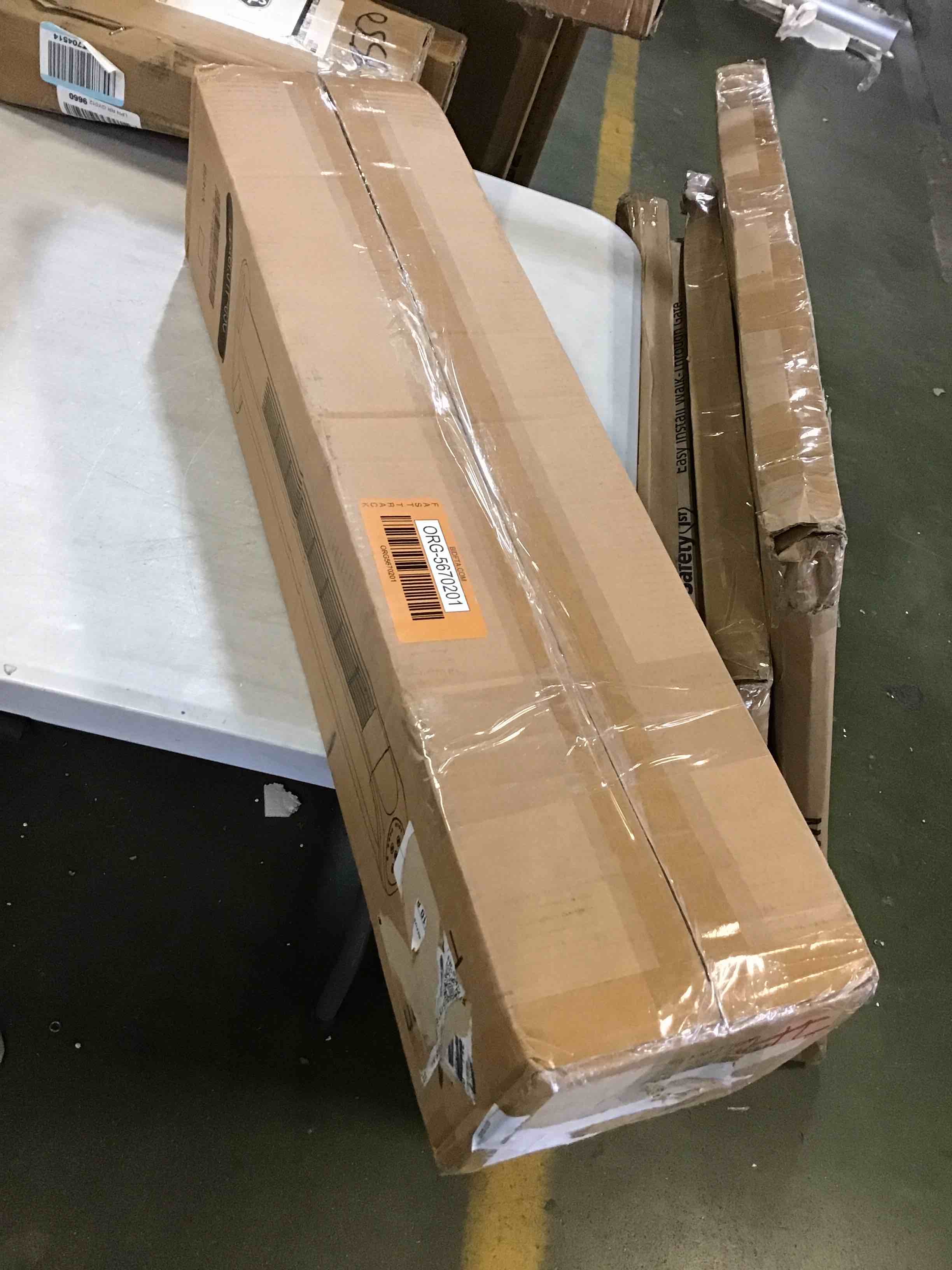 https://s3.amazonaws.com/lotting-images-prod/bidfta/ORG5670201_1697039576113.jpeg