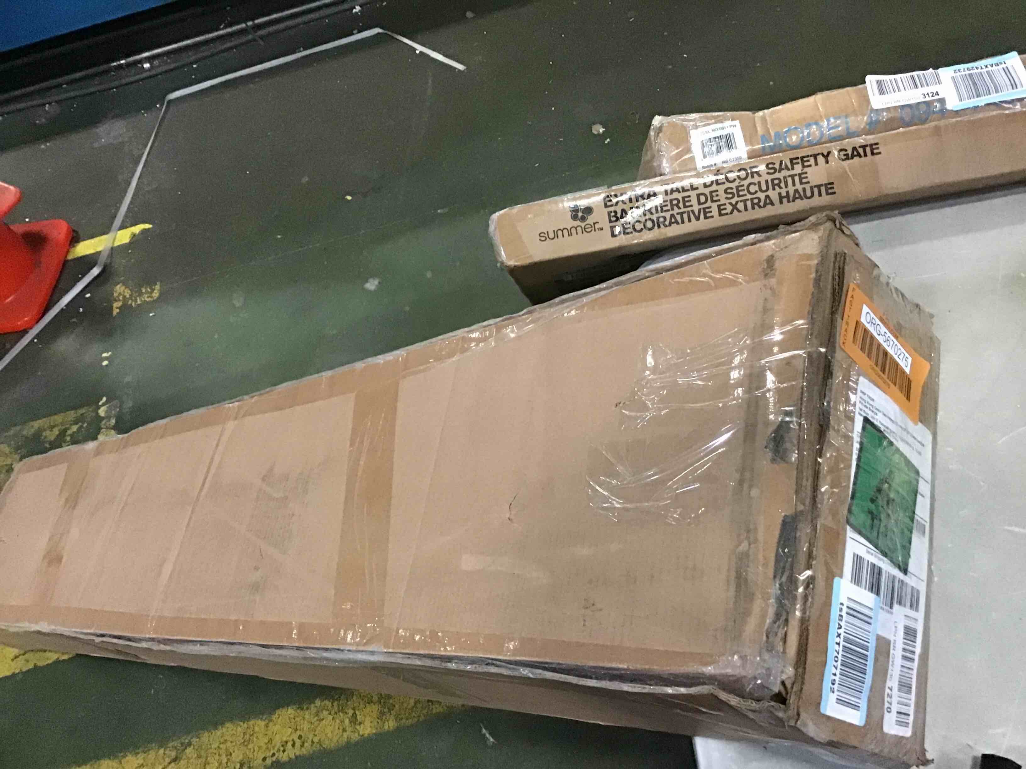 https://s3.amazonaws.com/lotting-images-prod/bidfta/ORG5670275_1697111827561.jpeg