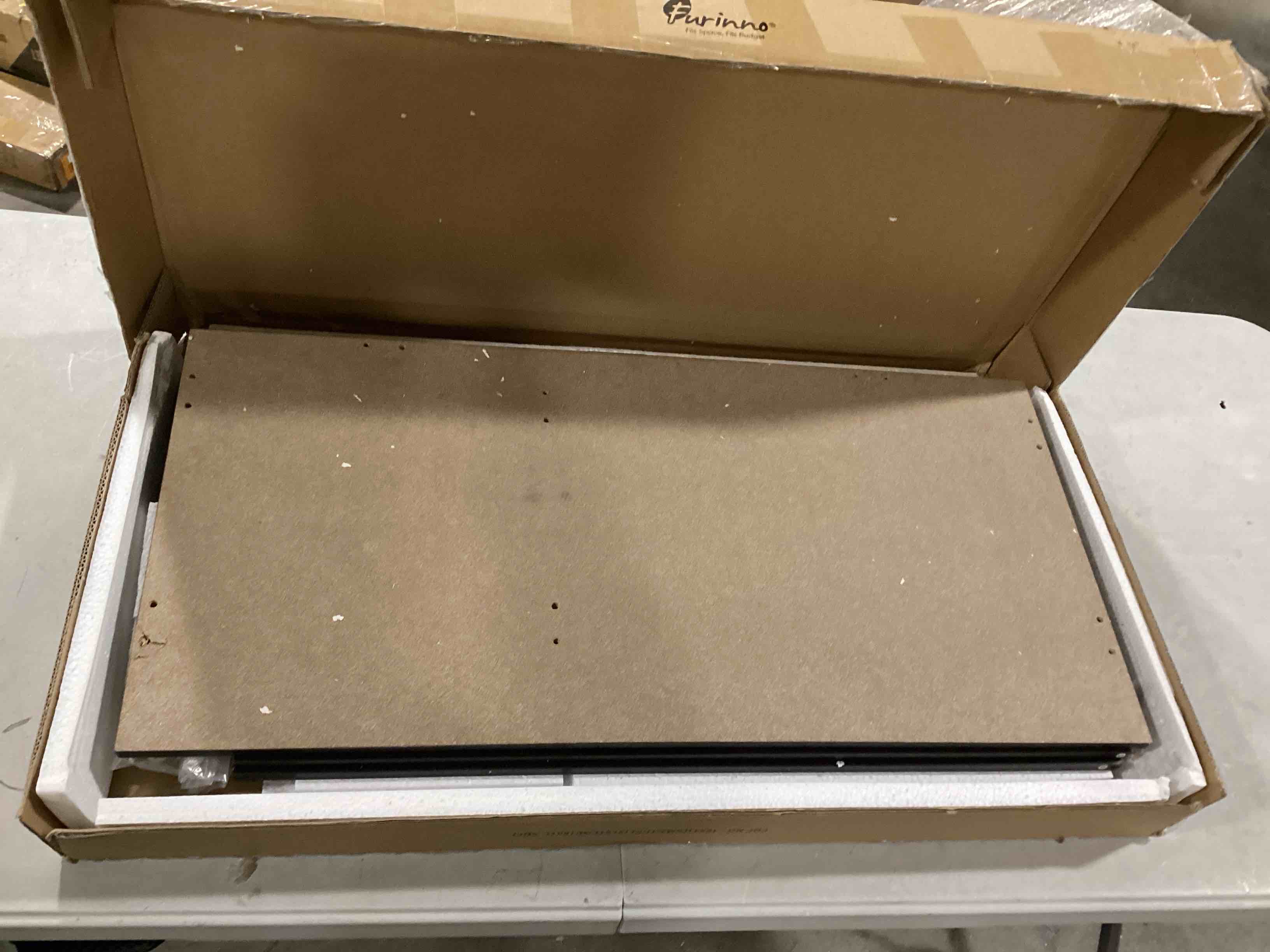 https://s3.amazonaws.com/lotting-images-prod/bidfta/ORG5672397_1716561241372.jpeg