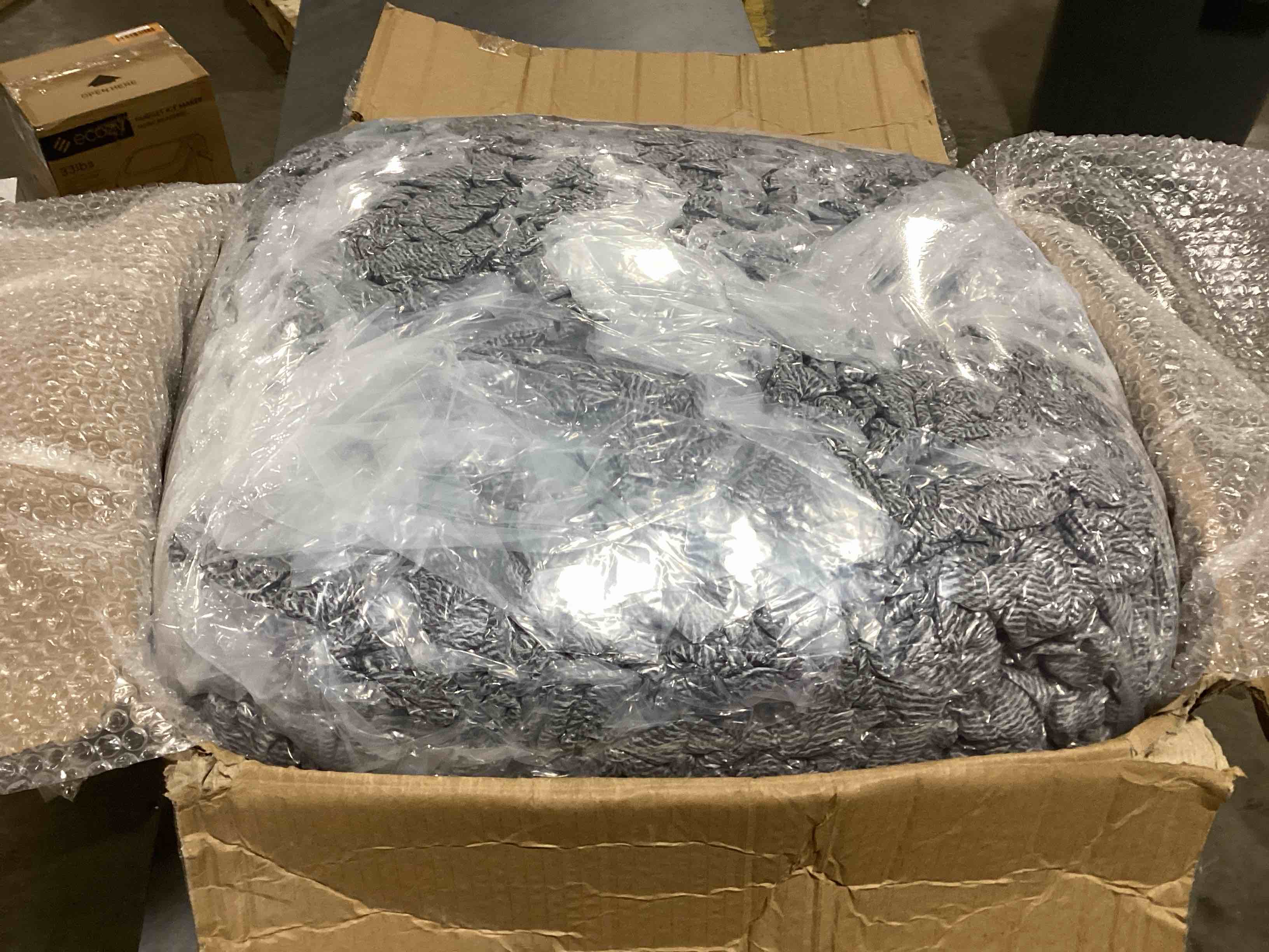 https://s3.amazonaws.com/lotting-images-prod/bidfta/ORG5672684_1717180145775.jpeg