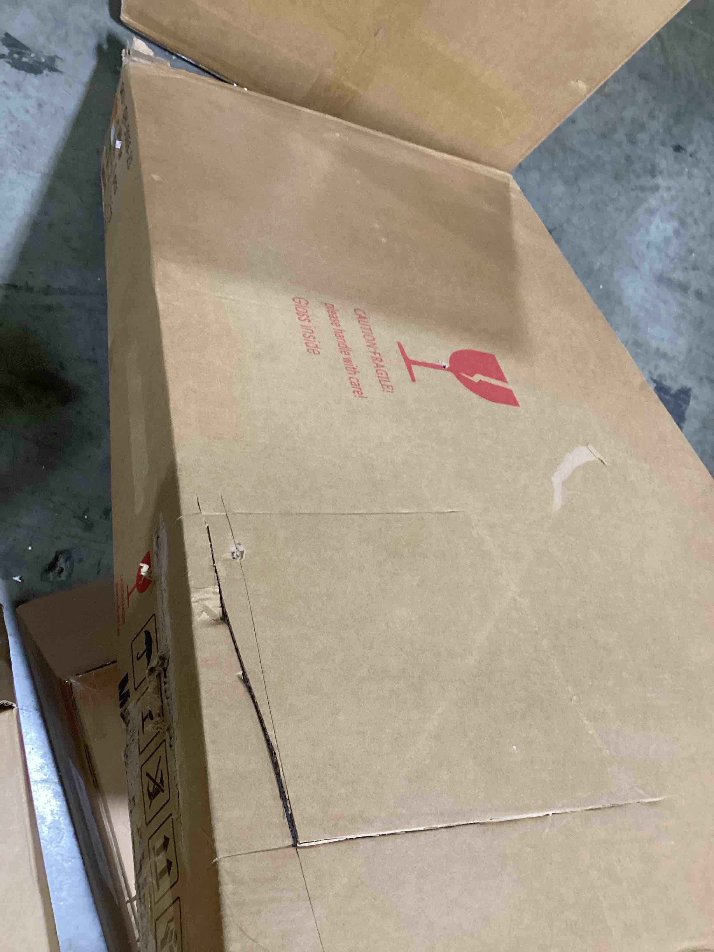 https://s3.amazonaws.com/lotting-images-prod/bidfta/ORG5673560_1715775880860.jpeg