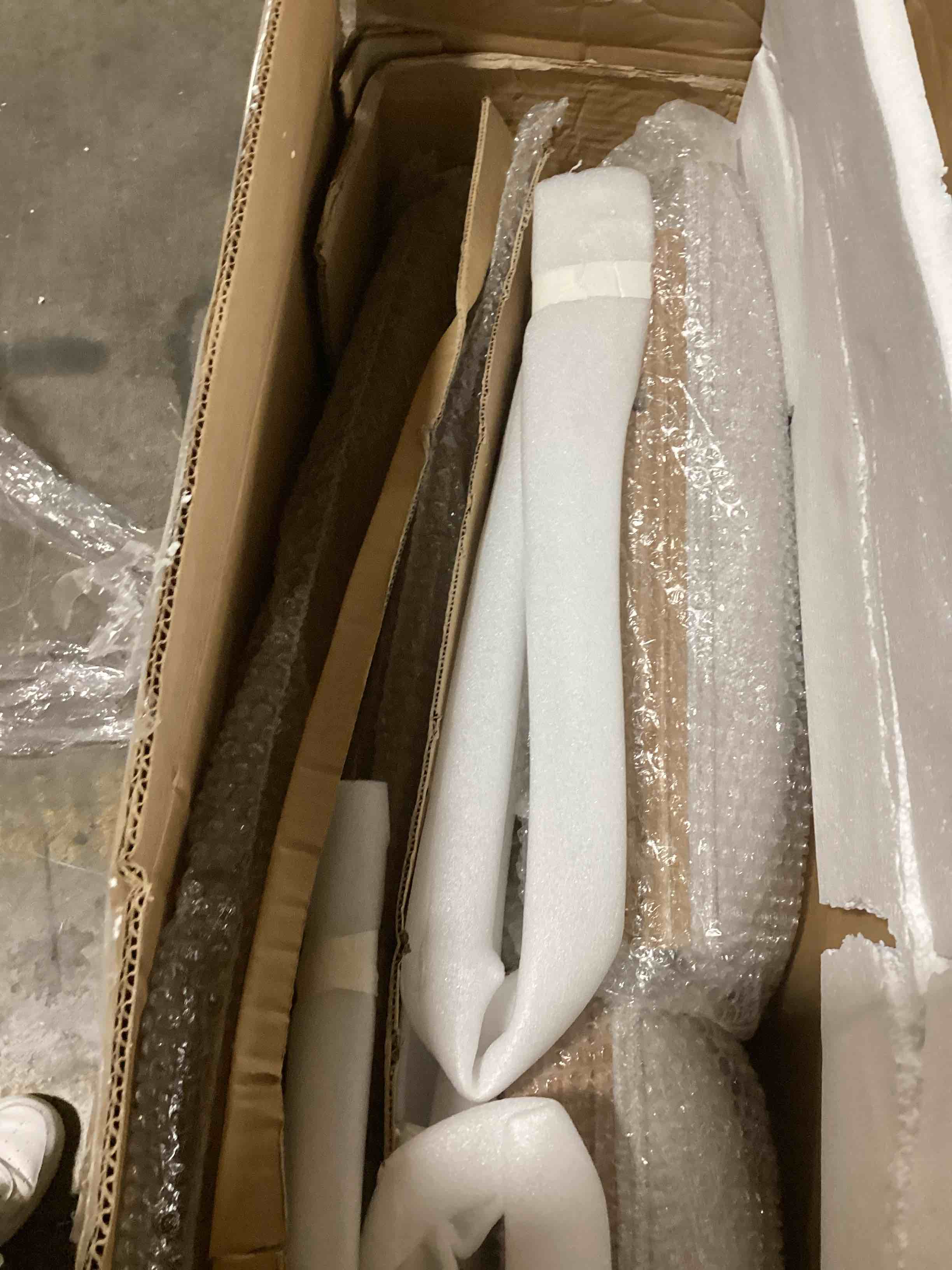 https://s3.amazonaws.com/lotting-images-prod/bidfta/ORG5673767_1715947406624.jpeg