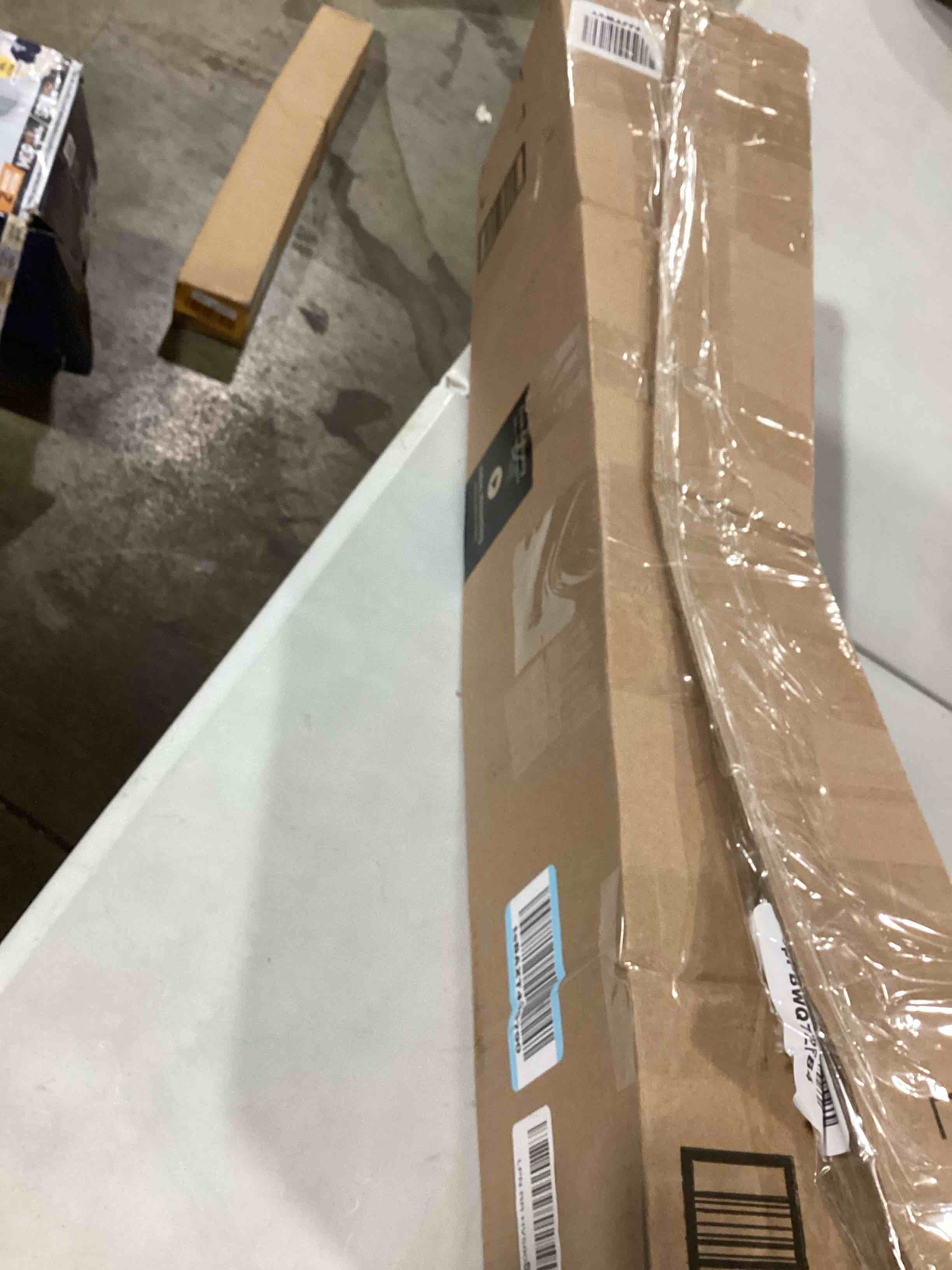https://s3.amazonaws.com/lotting-images-prod/bidfta/ORG5673898_1715968400786.jpeg