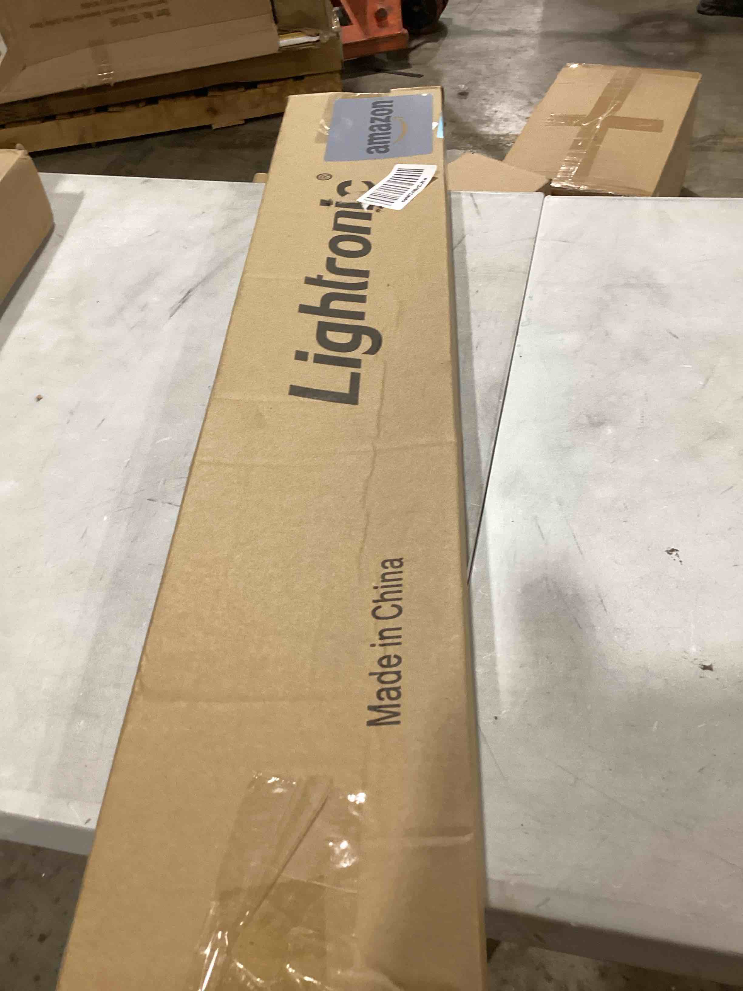 https://s3.amazonaws.com/lotting-images-prod/bidfta/ORG5674884_1716990852019.jpeg