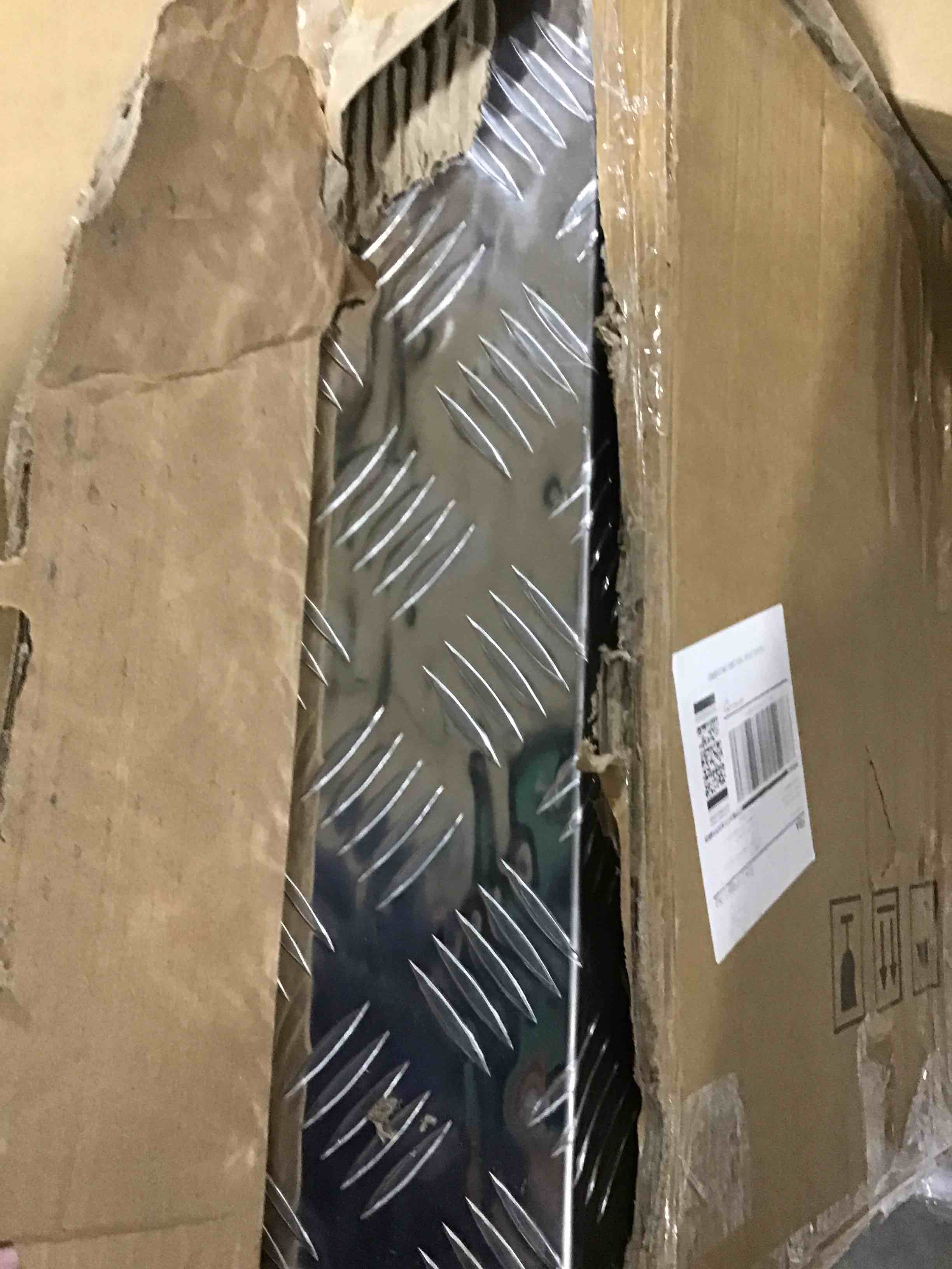 https://s3.amazonaws.com/lotting-images-prod/bidfta/ORG5675058_1715890277961.jpeg