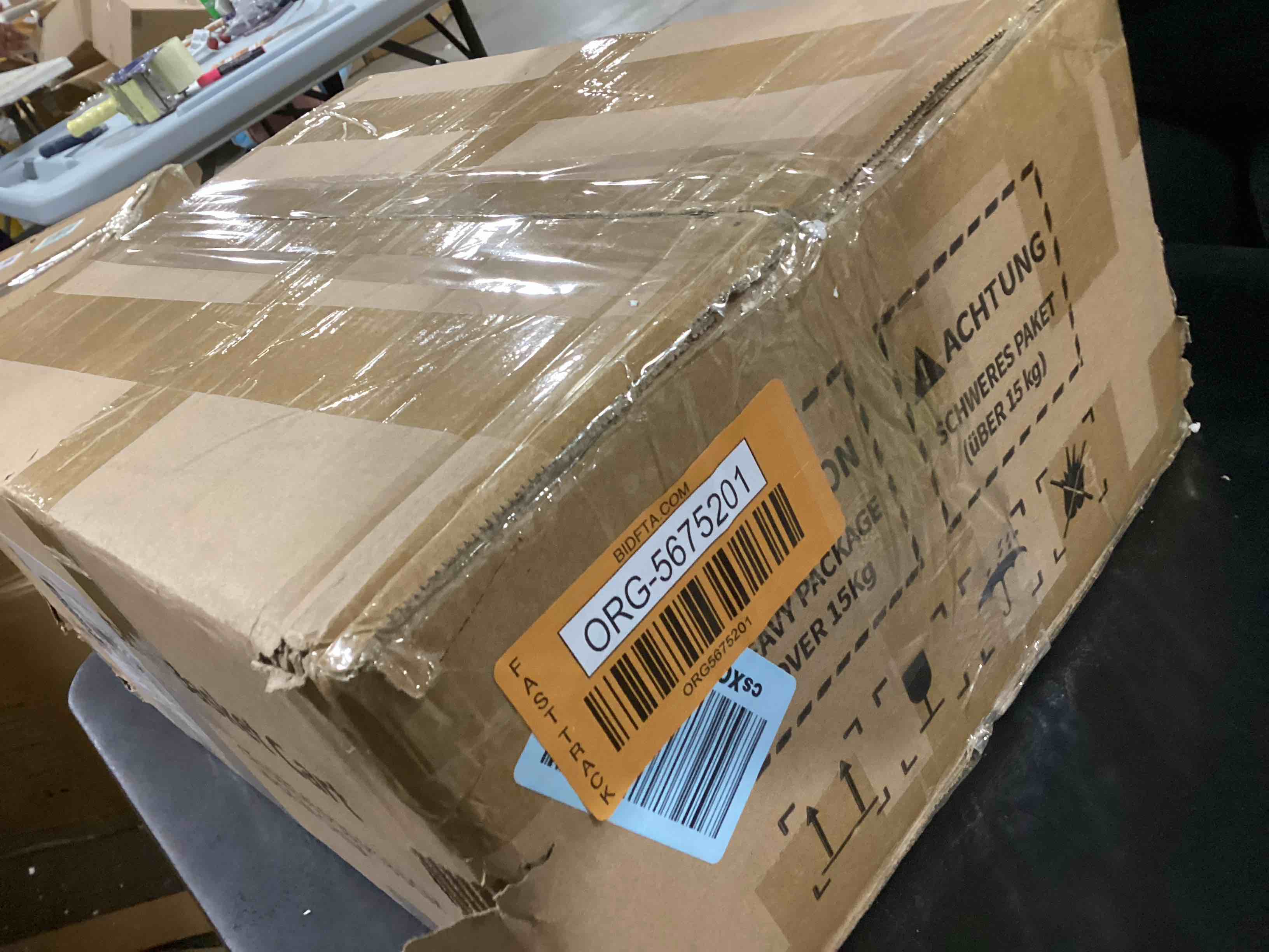 https://s3.amazonaws.com/lotting-images-prod/bidfta/ORG5675201_1715859708457.jpeg