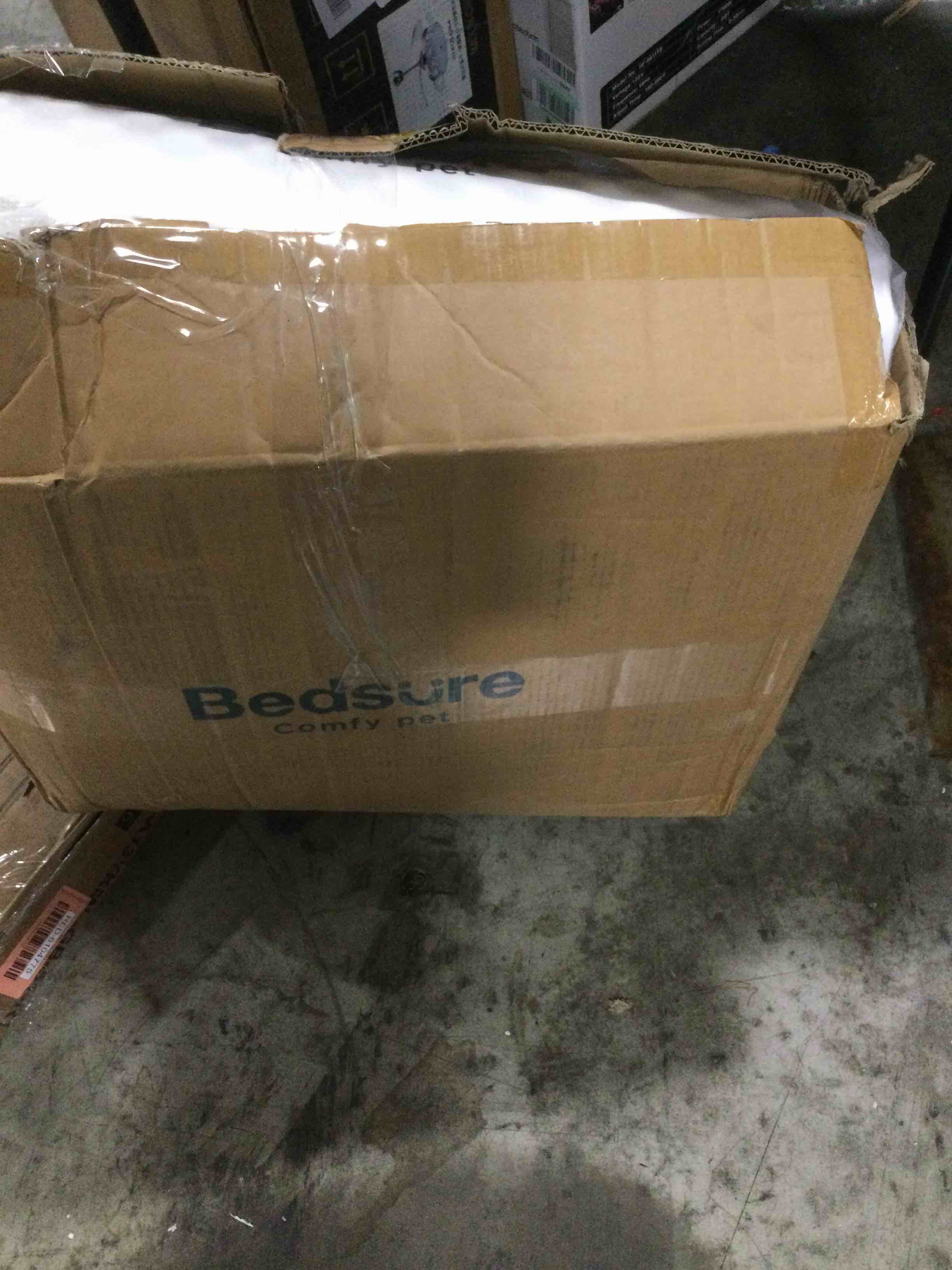 https://s3.amazonaws.com/lotting-images-prod/bidfta/ORG5675697_1716233550191.jpeg