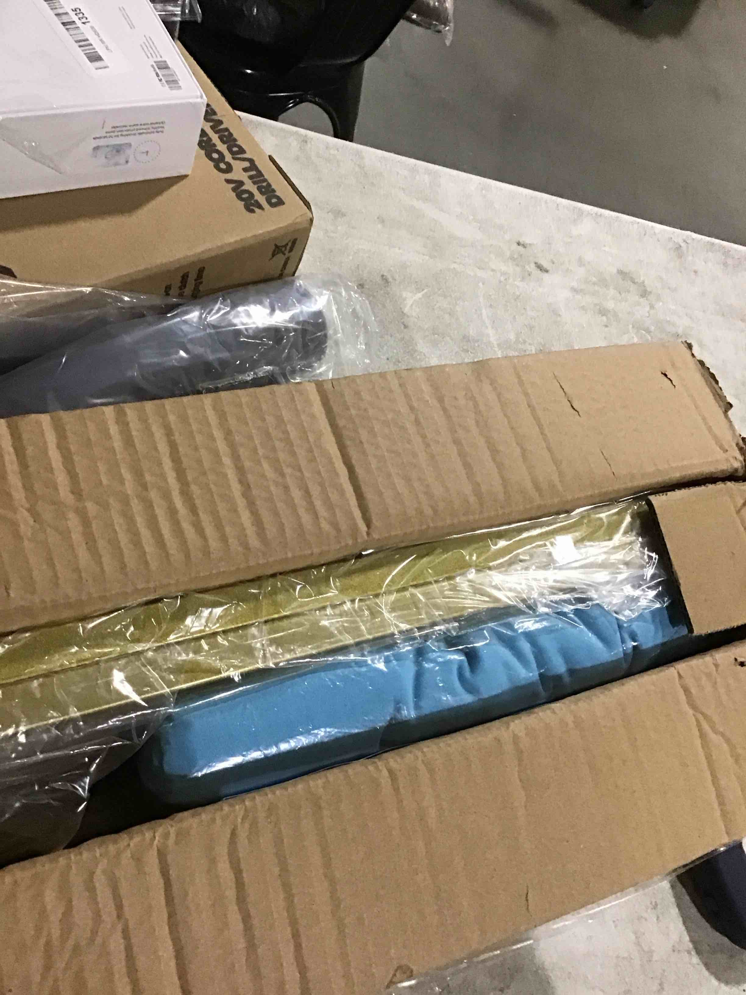 https://s3.amazonaws.com/lotting-images-prod/bidfta/ORG5676707_1716902504571.jpeg