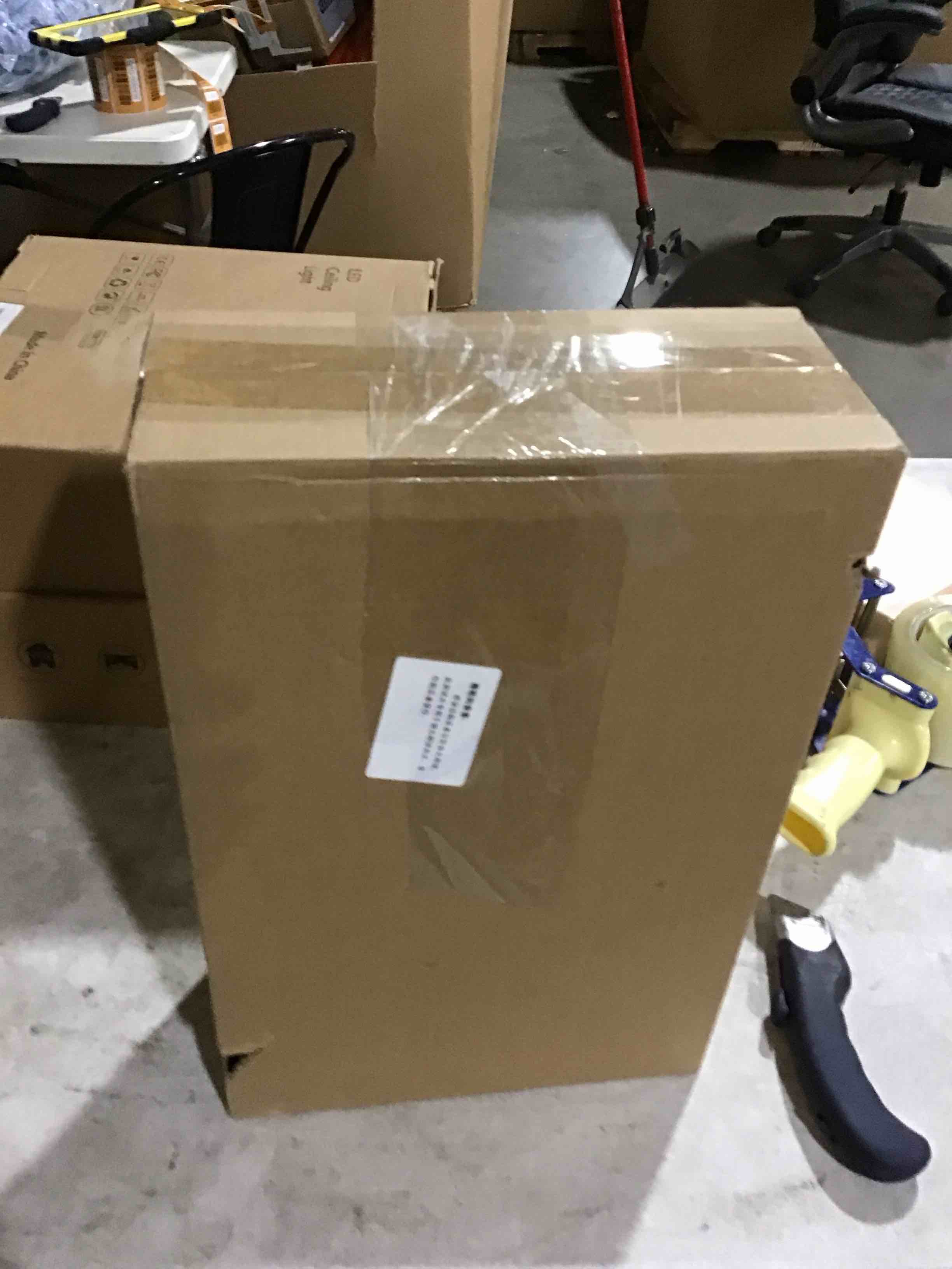 https://s3.amazonaws.com/lotting-images-prod/bidfta/ORG5676759_1716906371314.jpeg