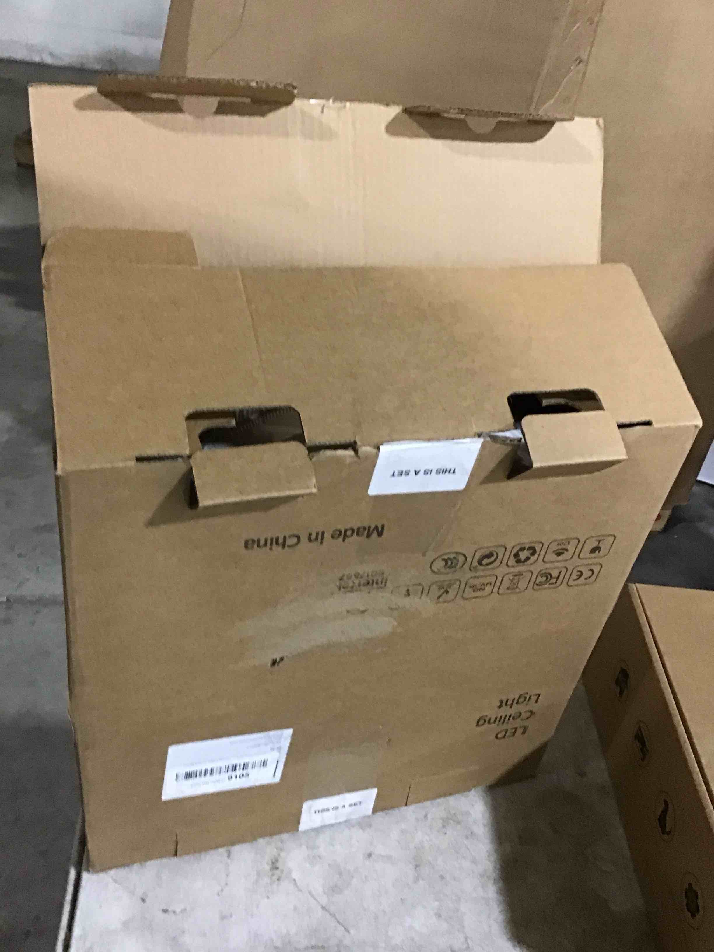 https://s3.amazonaws.com/lotting-images-prod/bidfta/ORG5676760_1716906506156.jpeg