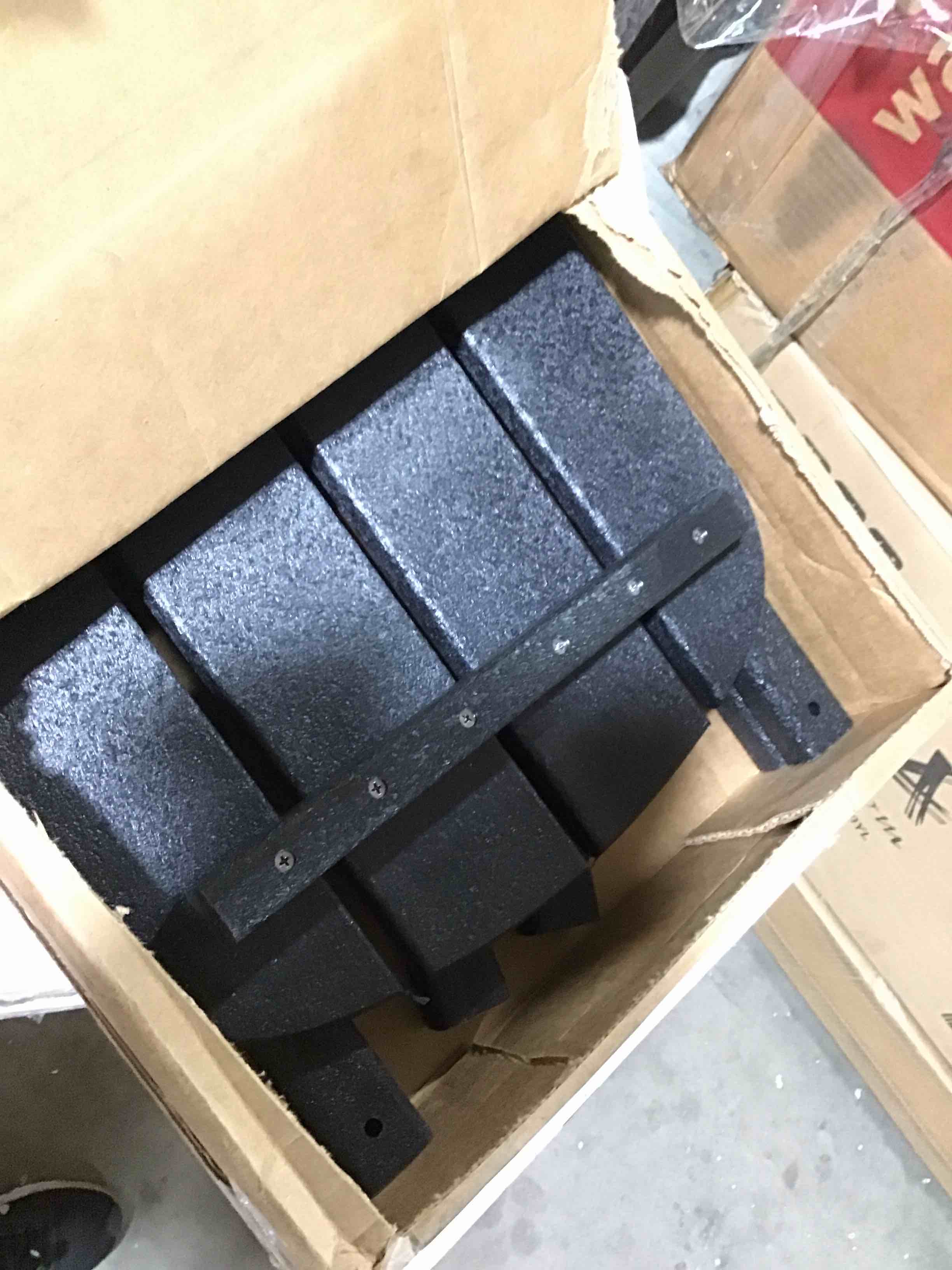 https://s3.amazonaws.com/lotting-images-prod/bidfta/ORG5677036_1716996854103.jpeg